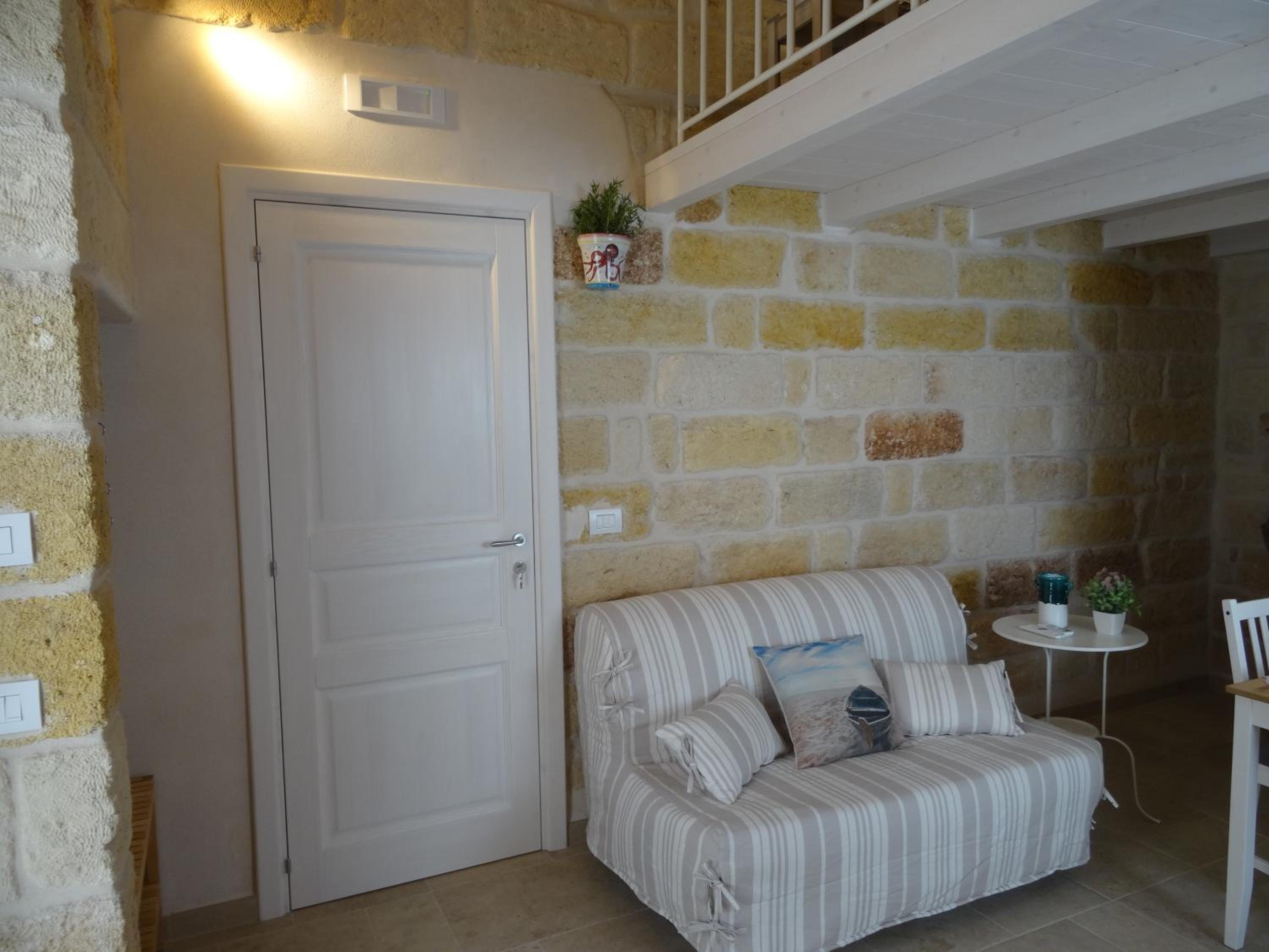 Dimora Petra, casa de huéspedes en Polignano a Mare — hotel room