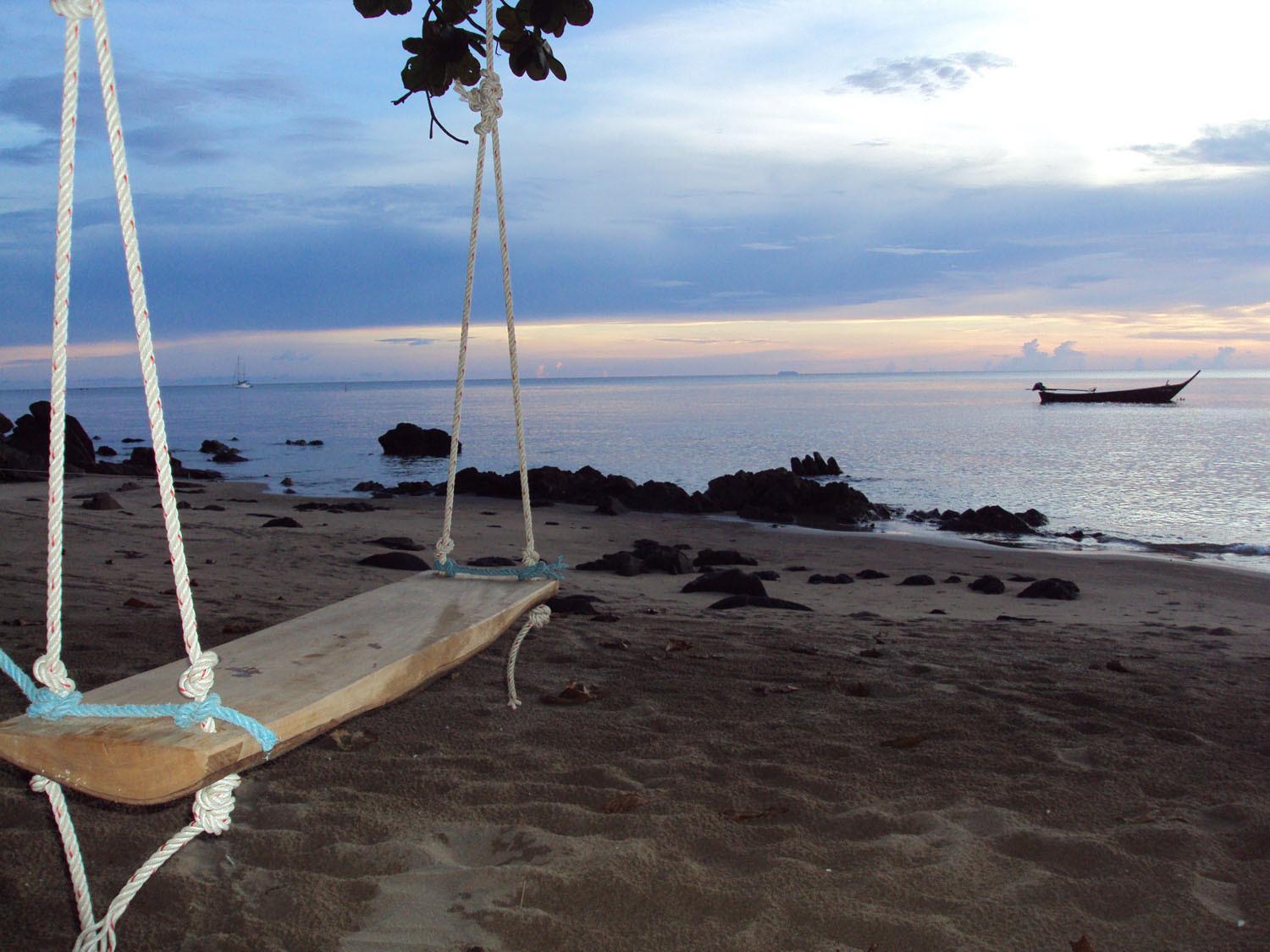 Jungle Hill Beach Bungalow