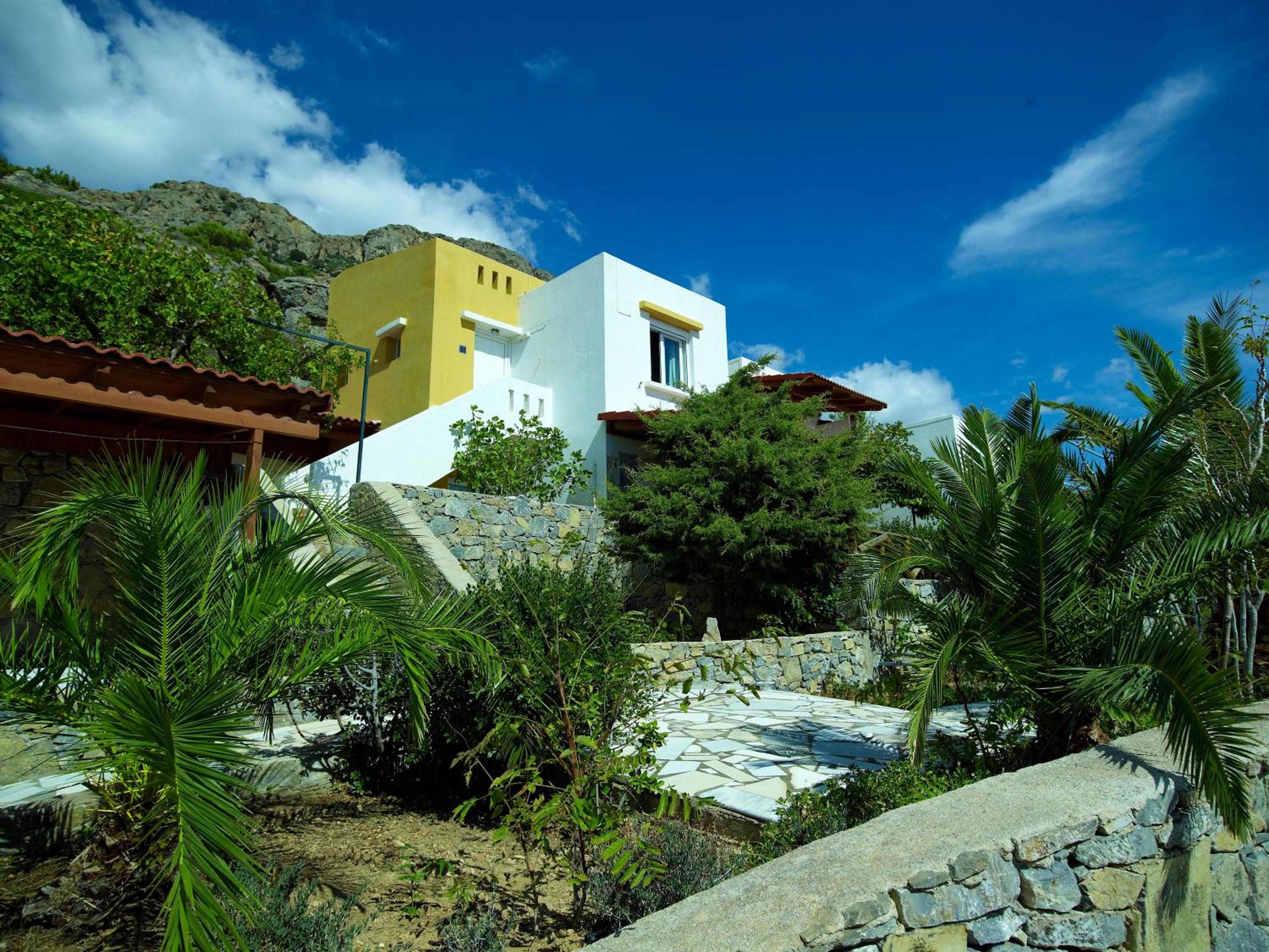 Hotel Nakou Village - Image 1