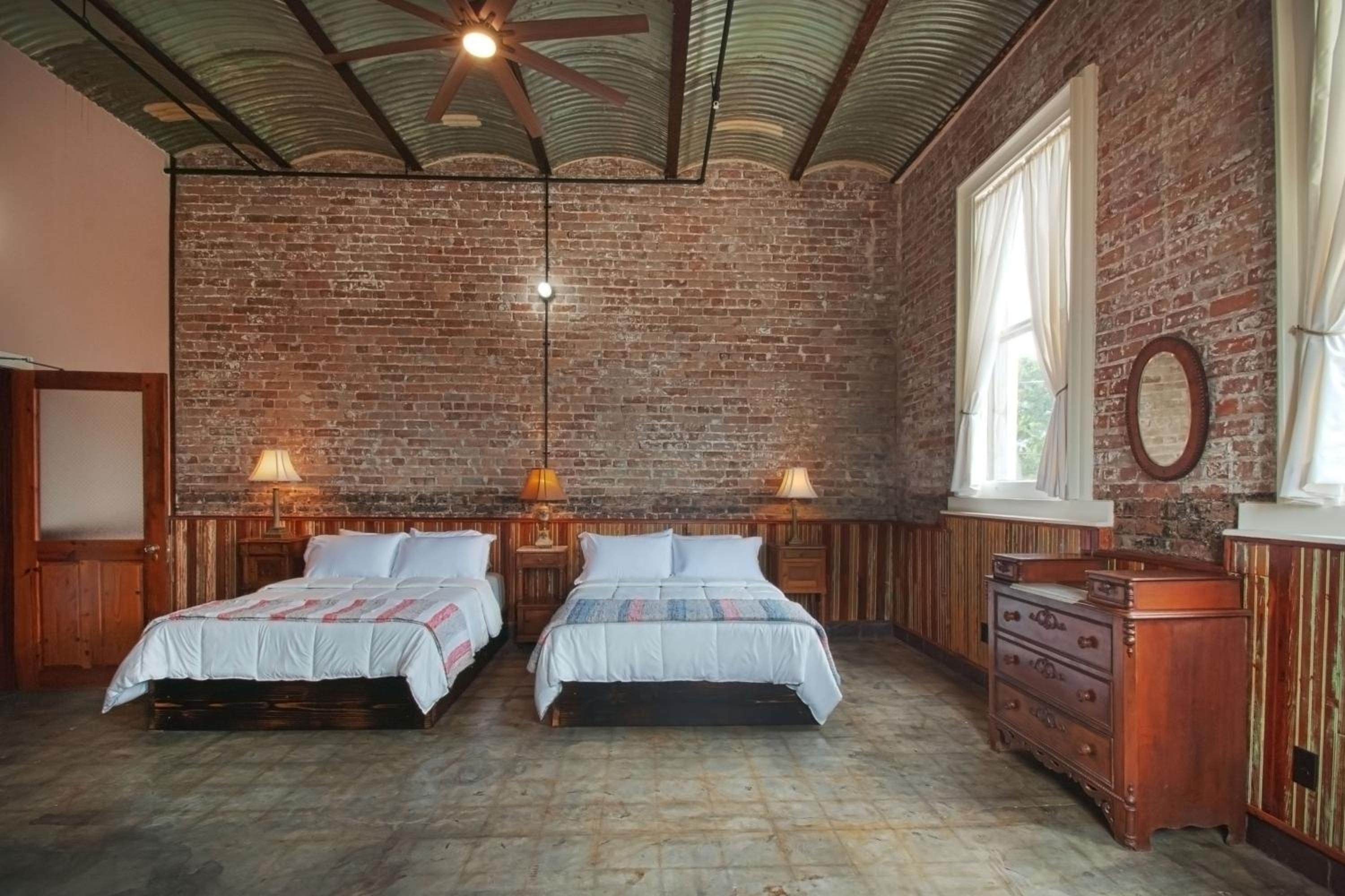 Inn at the Old Jail