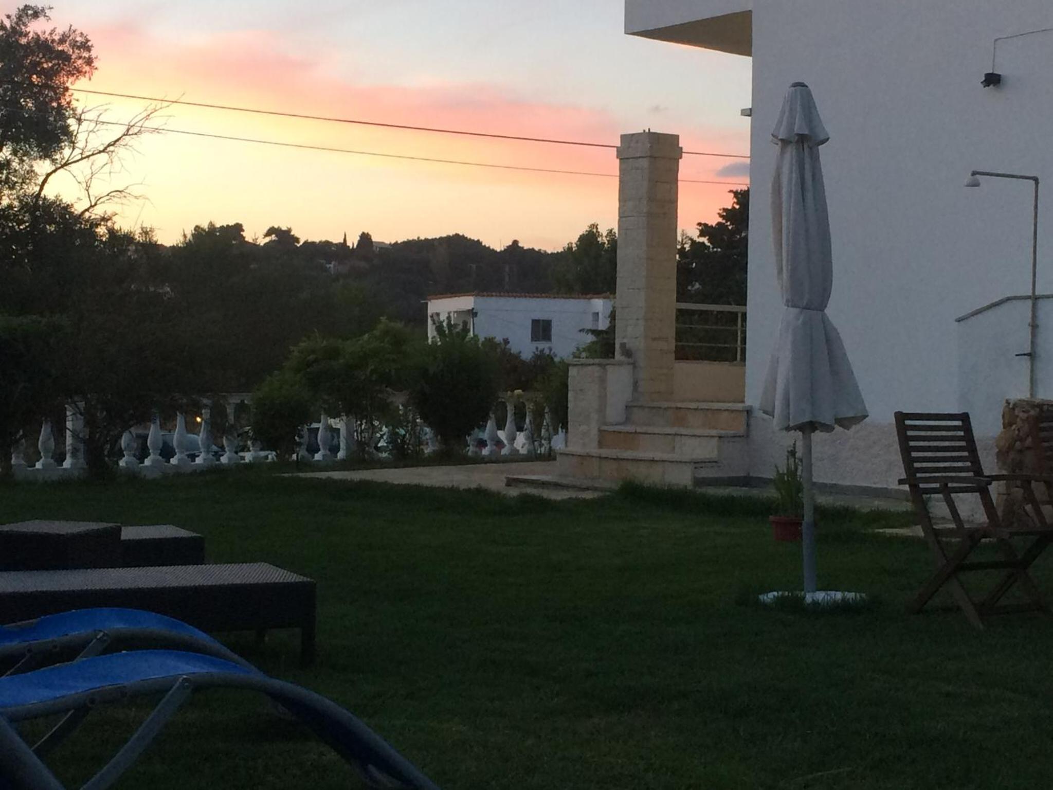 Makis Apartments