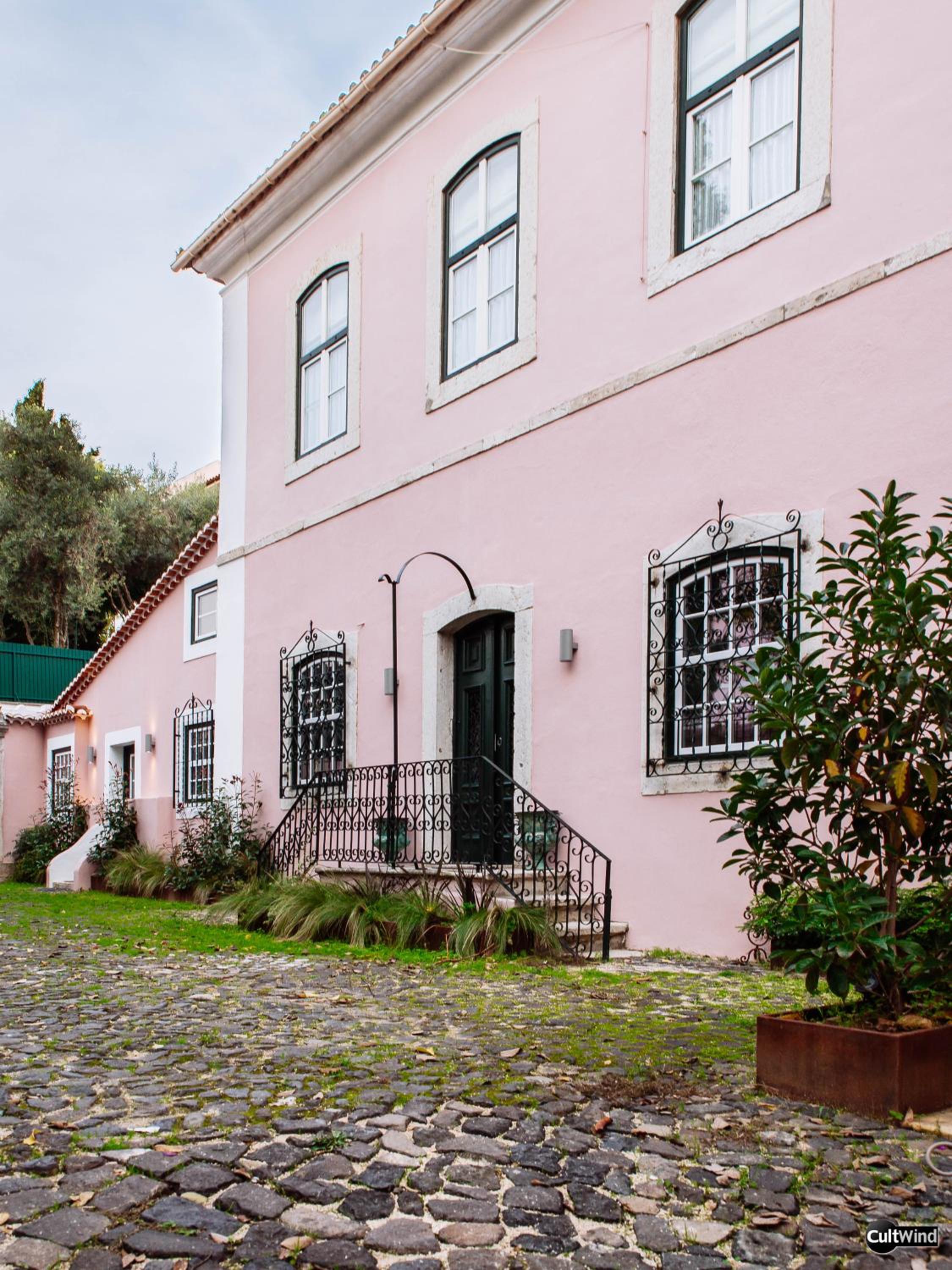 Villa Marquês near Tejo River view 2