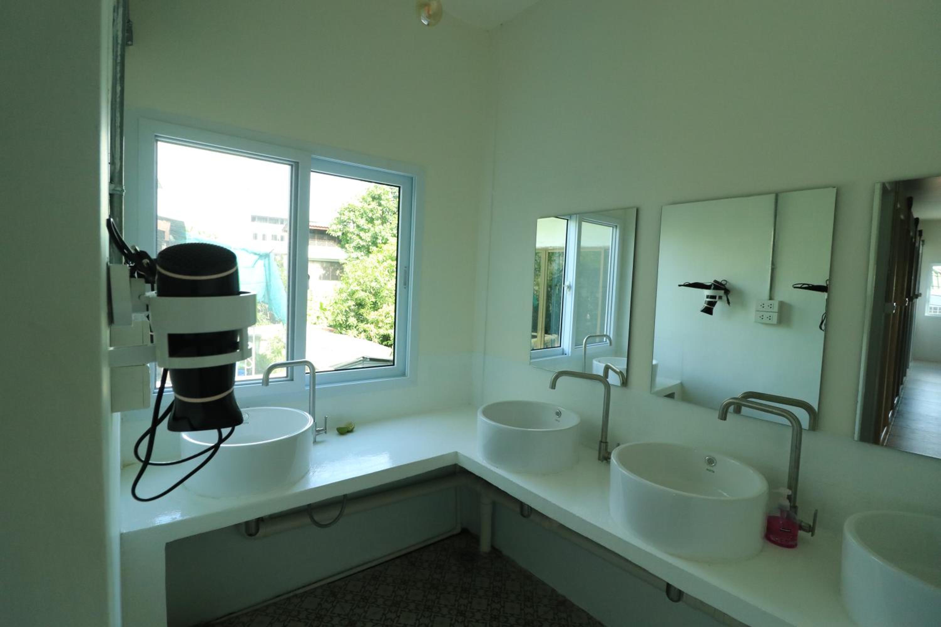 Krit Hostel