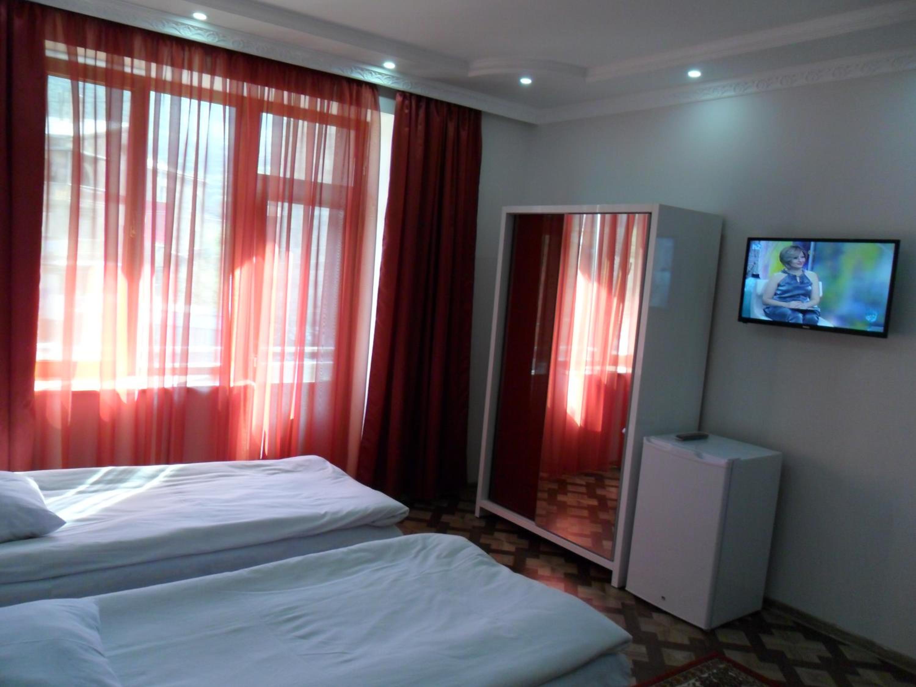 Hotel Noy