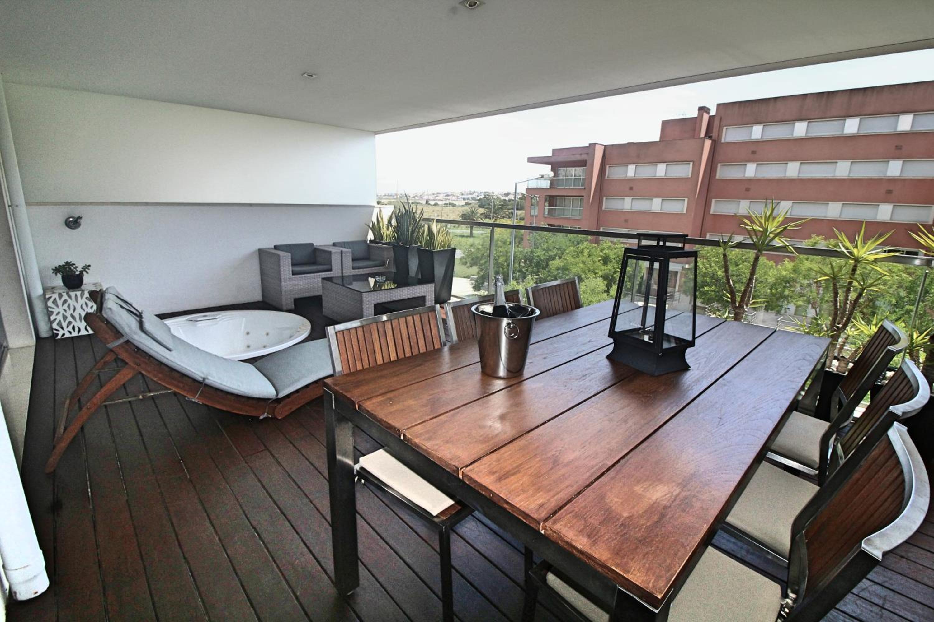 FozPalace Residence SPA view 4