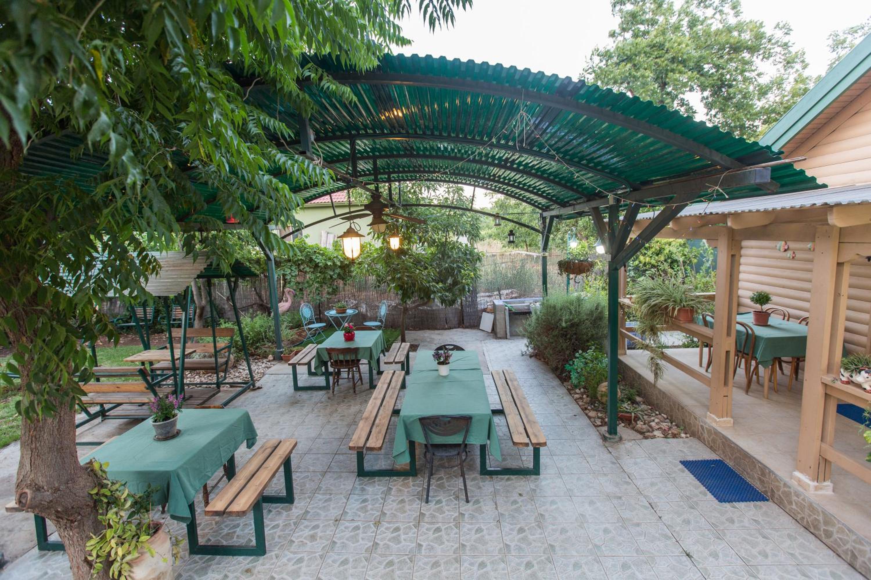 Leyad Hashmura Lodging view 2