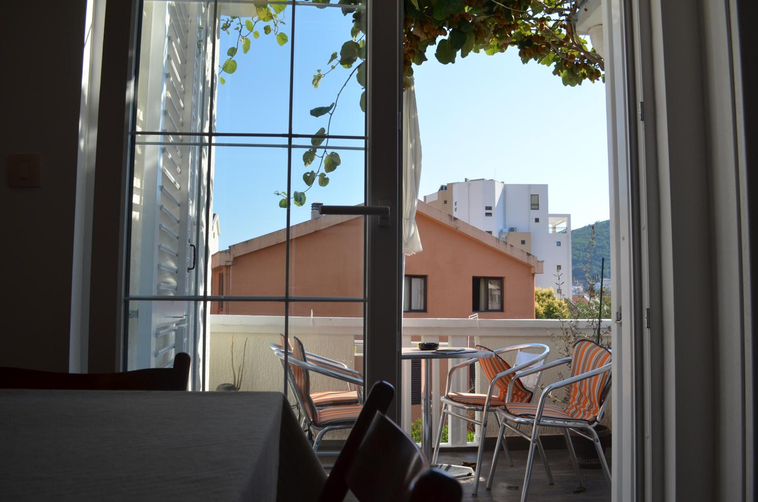 Casablanca Apartments