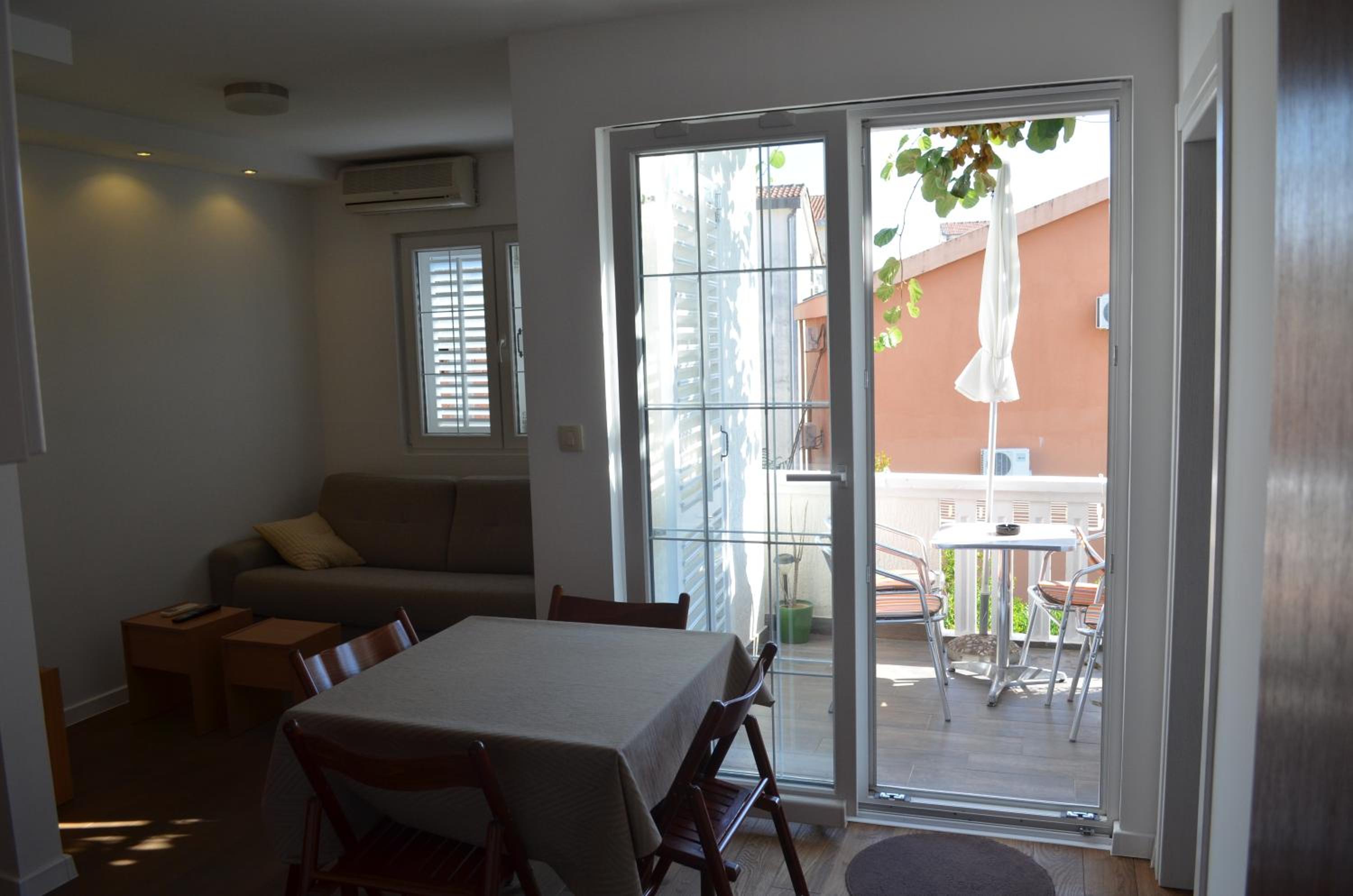 Casablanca Apartments