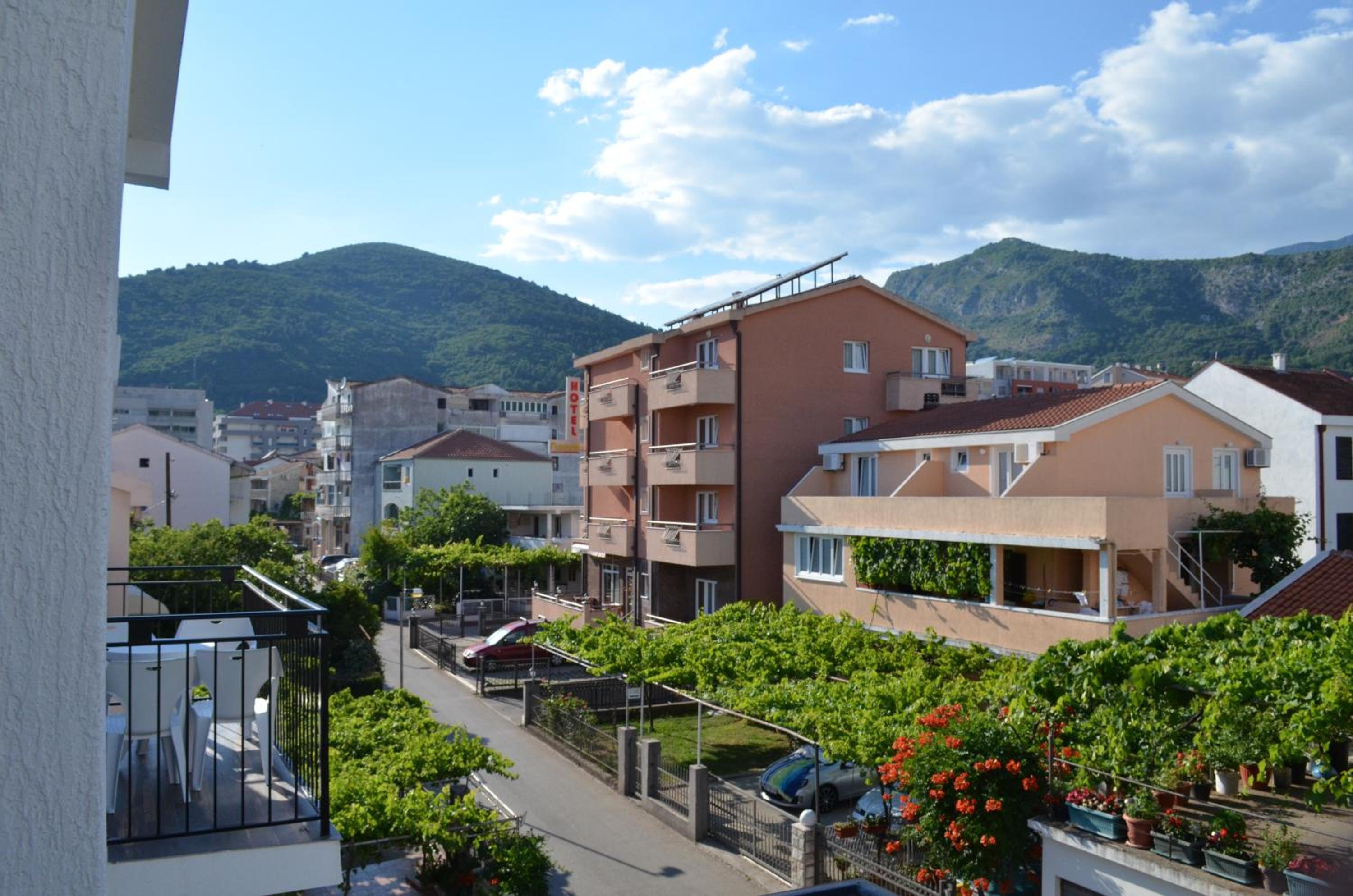 Casablanca Apartments