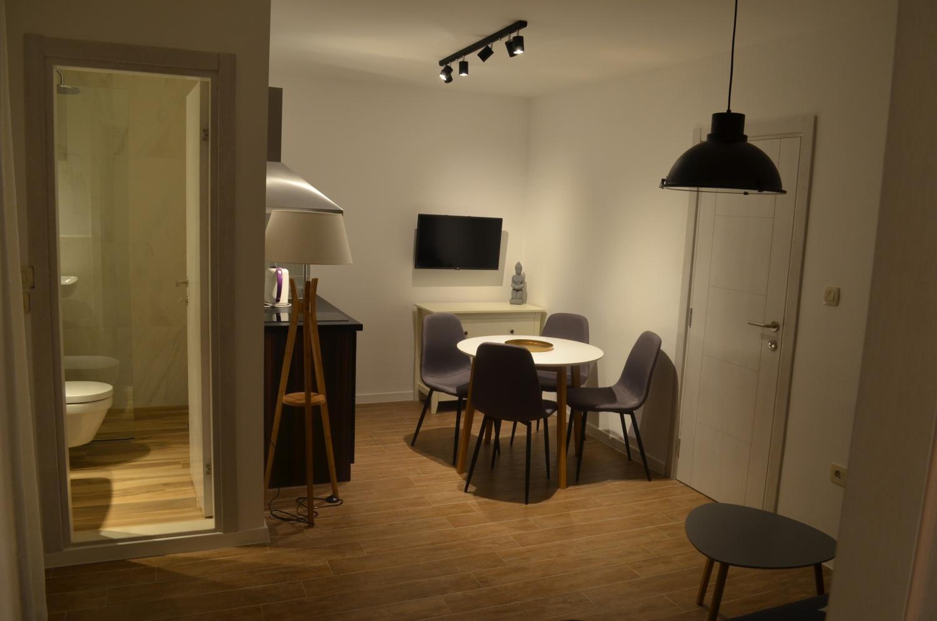 Casablanca Apartments