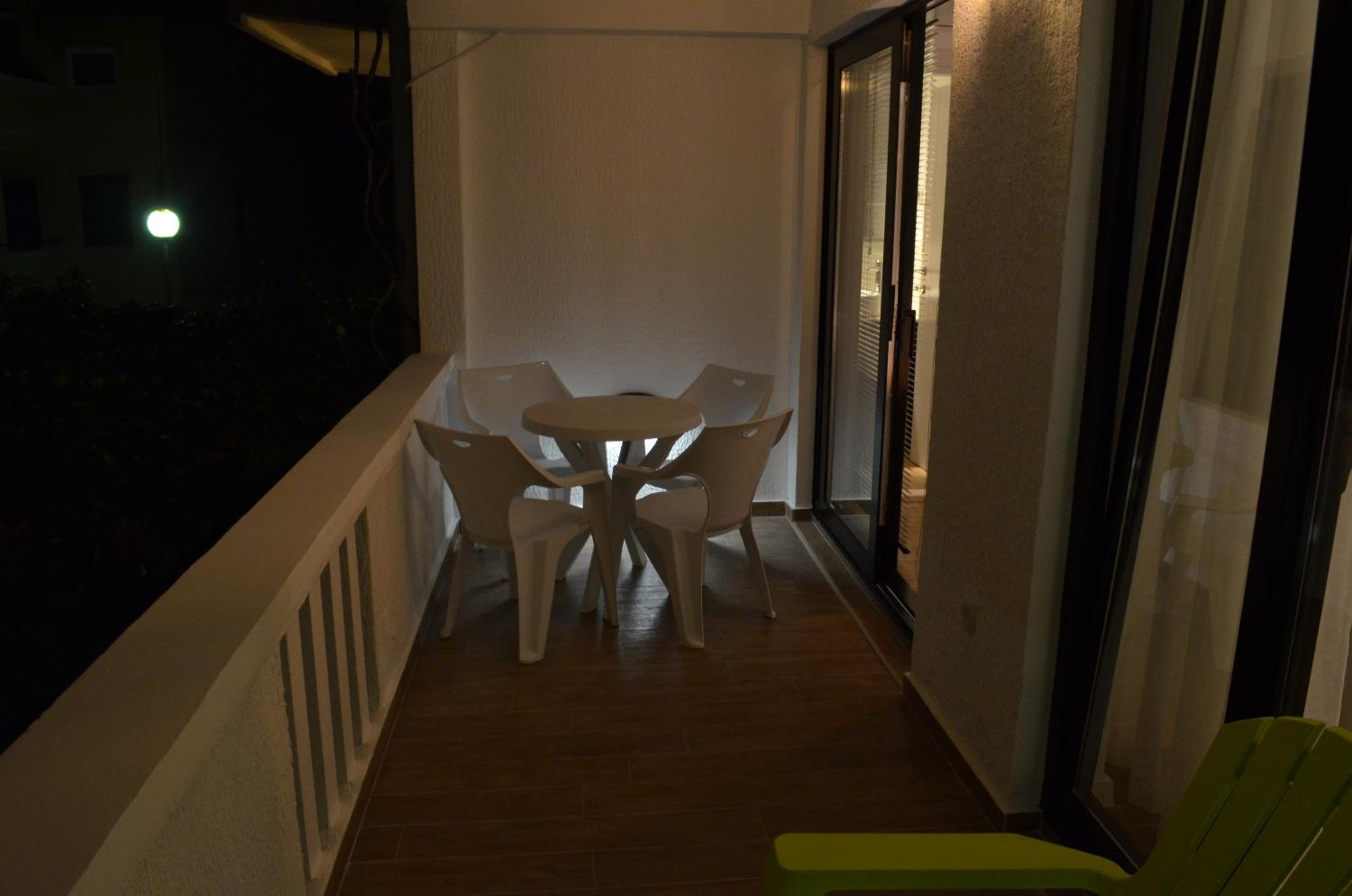 Casablanca Apartments