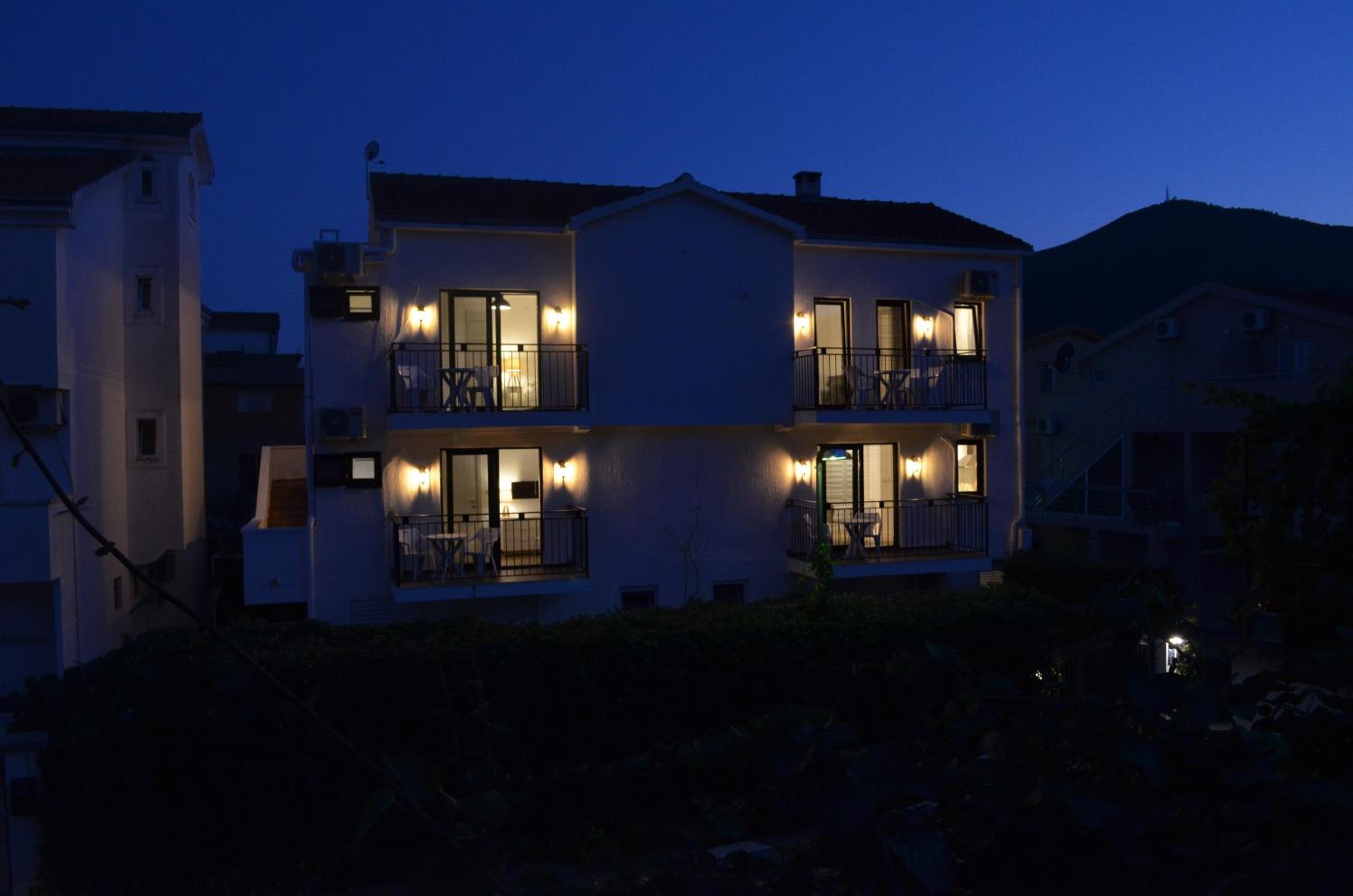 Casablanca Apartments