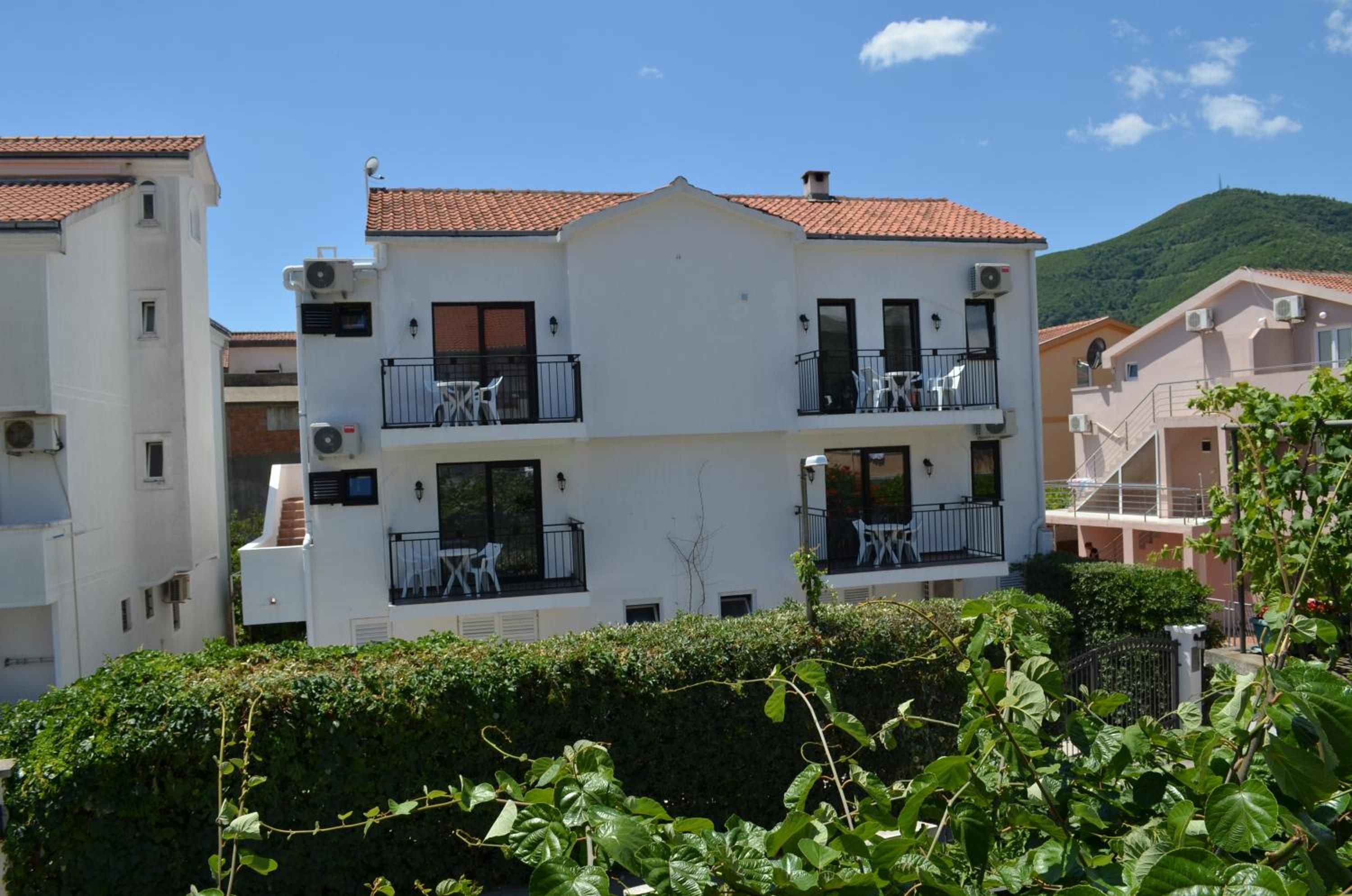 Casablanca Apartments