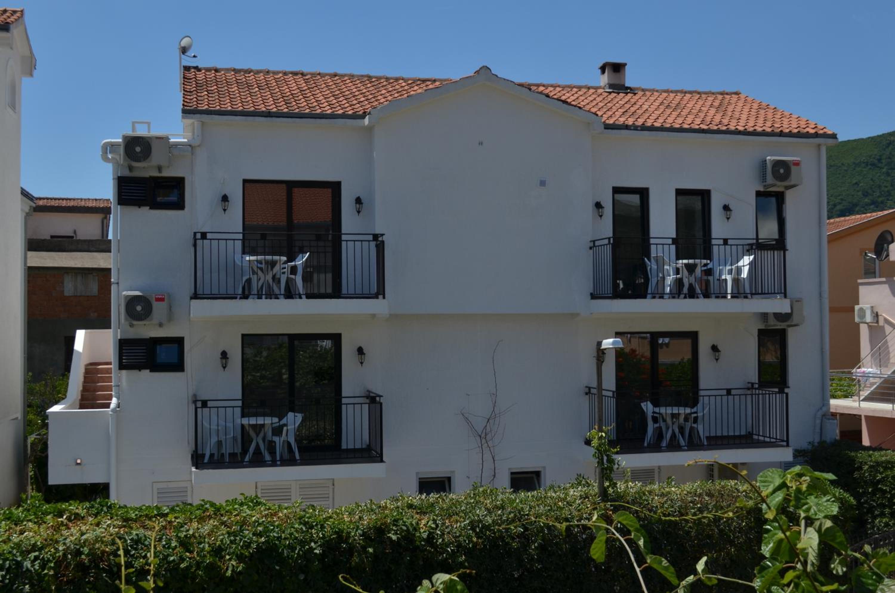 Casablanca Apartments