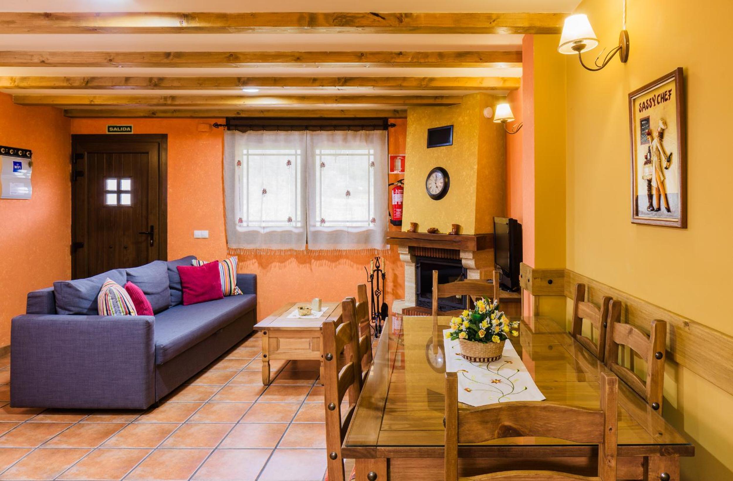 Apartamentos Rurales L´Abiseu