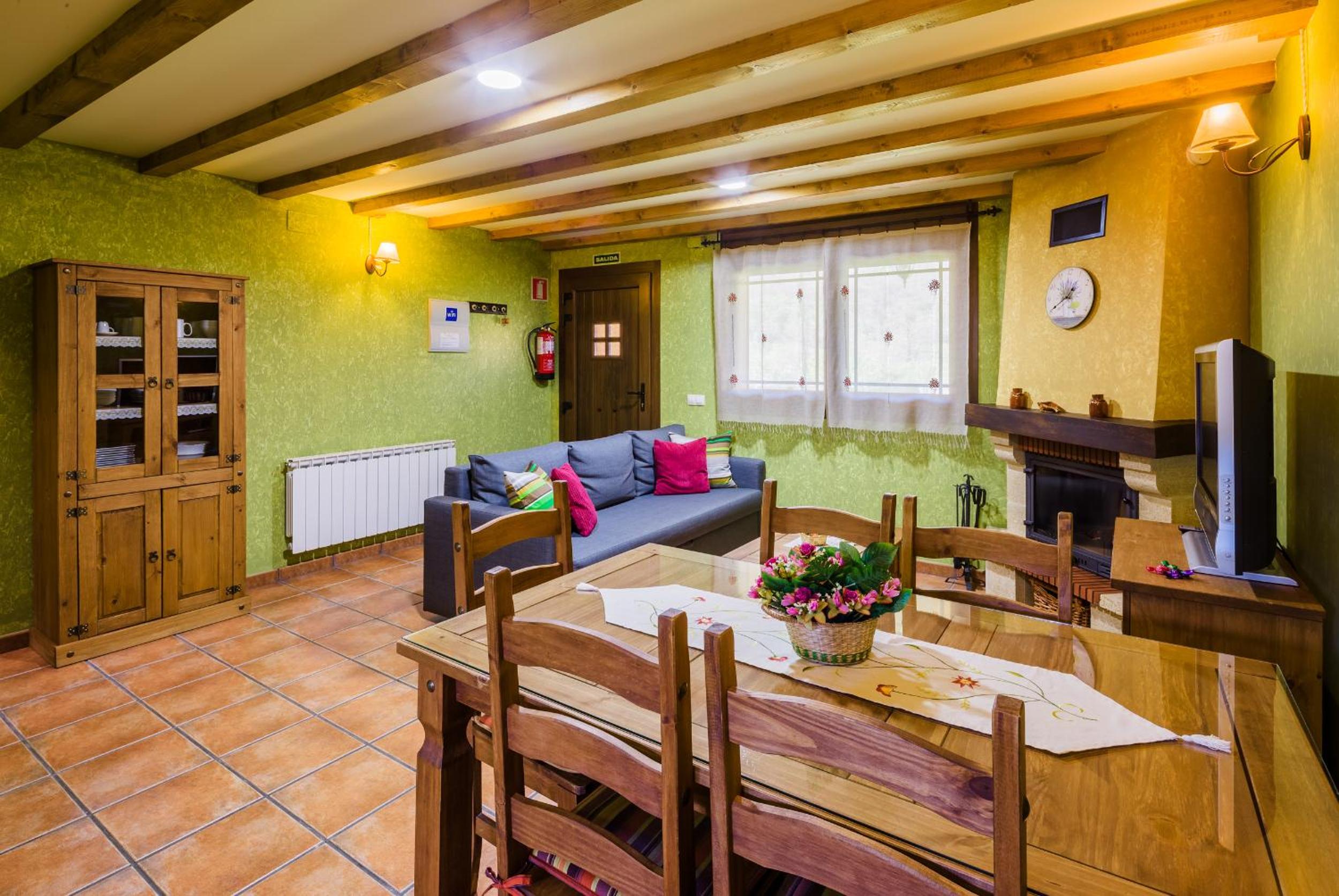Apartamentos Rurales L´Abiseu