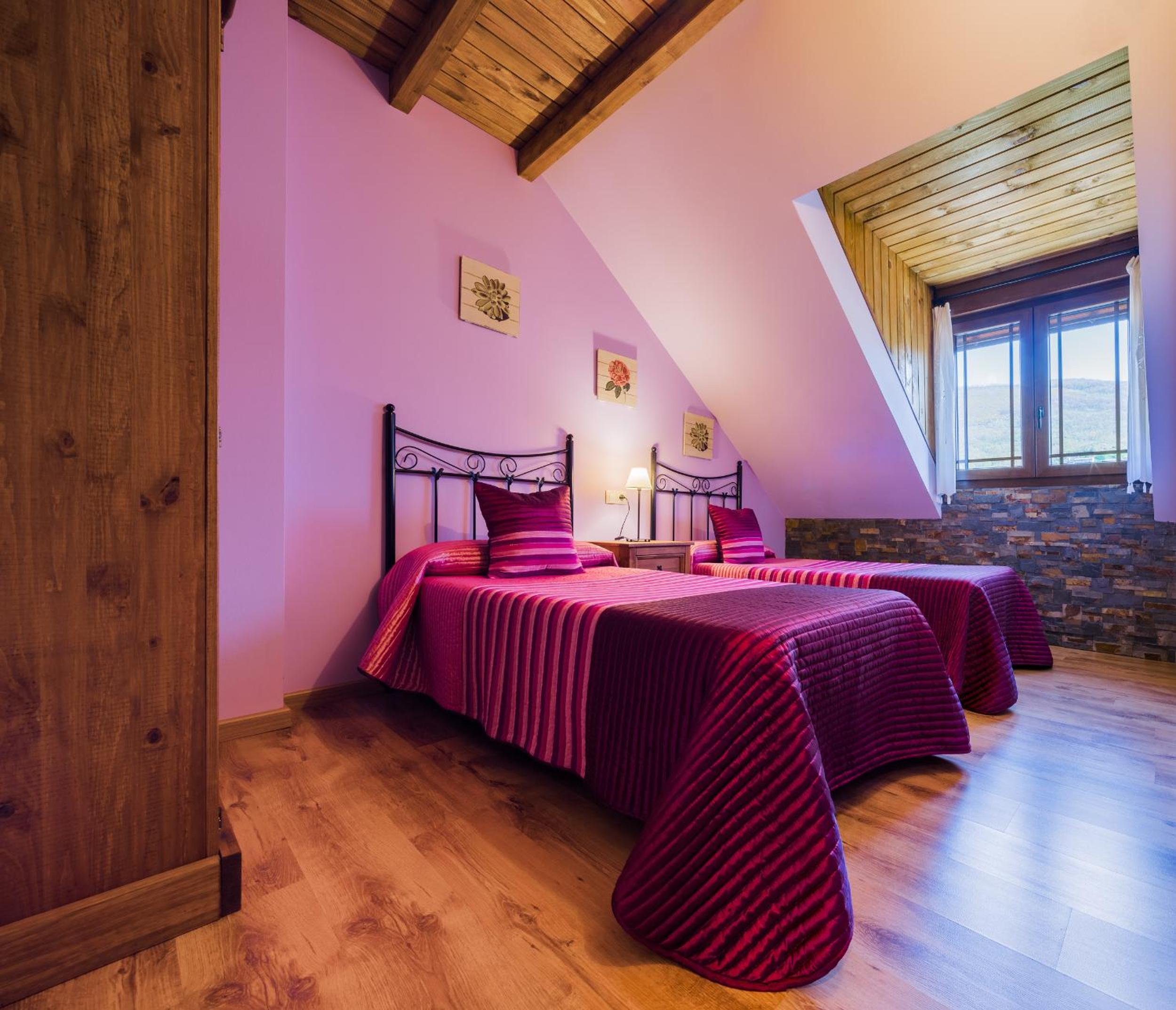 Apartamentos Rurales L´Abiseu