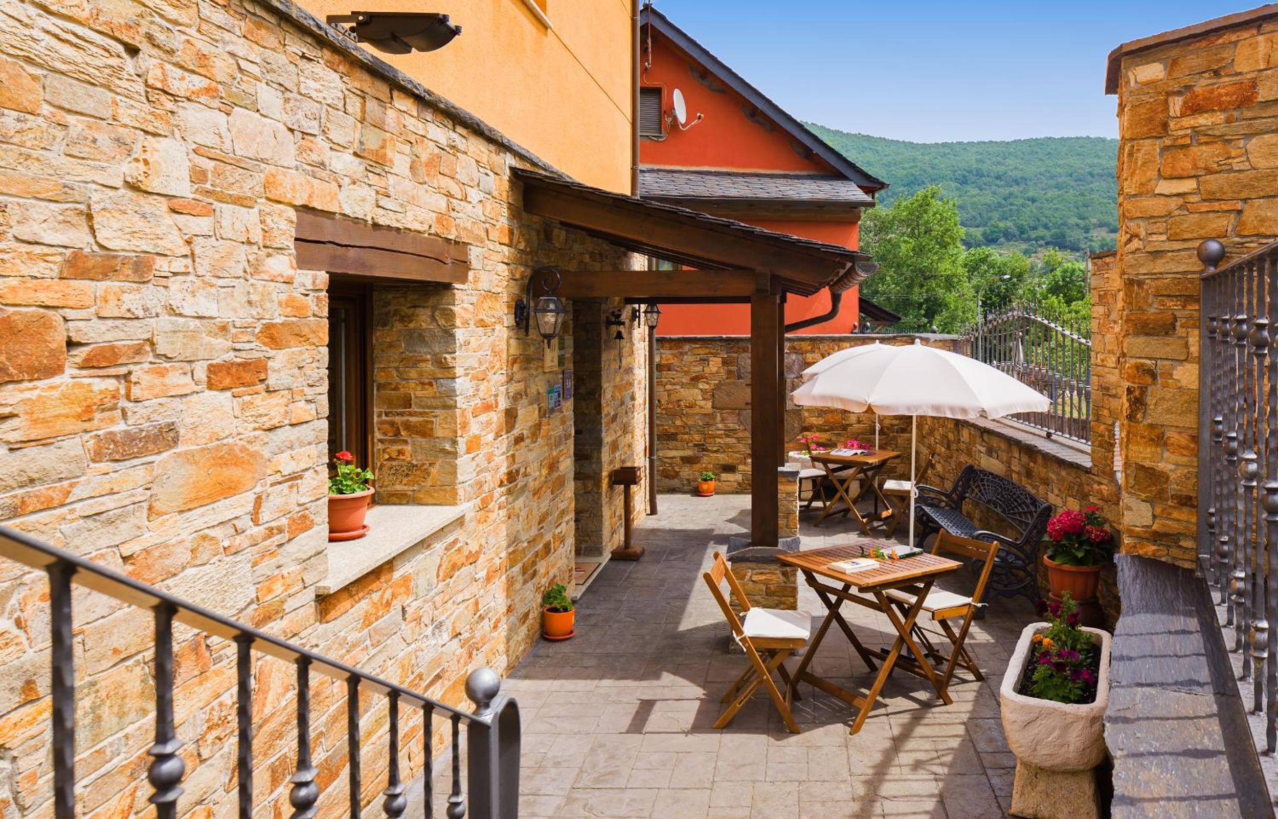 Apartamentos Rurales L´Abiseu