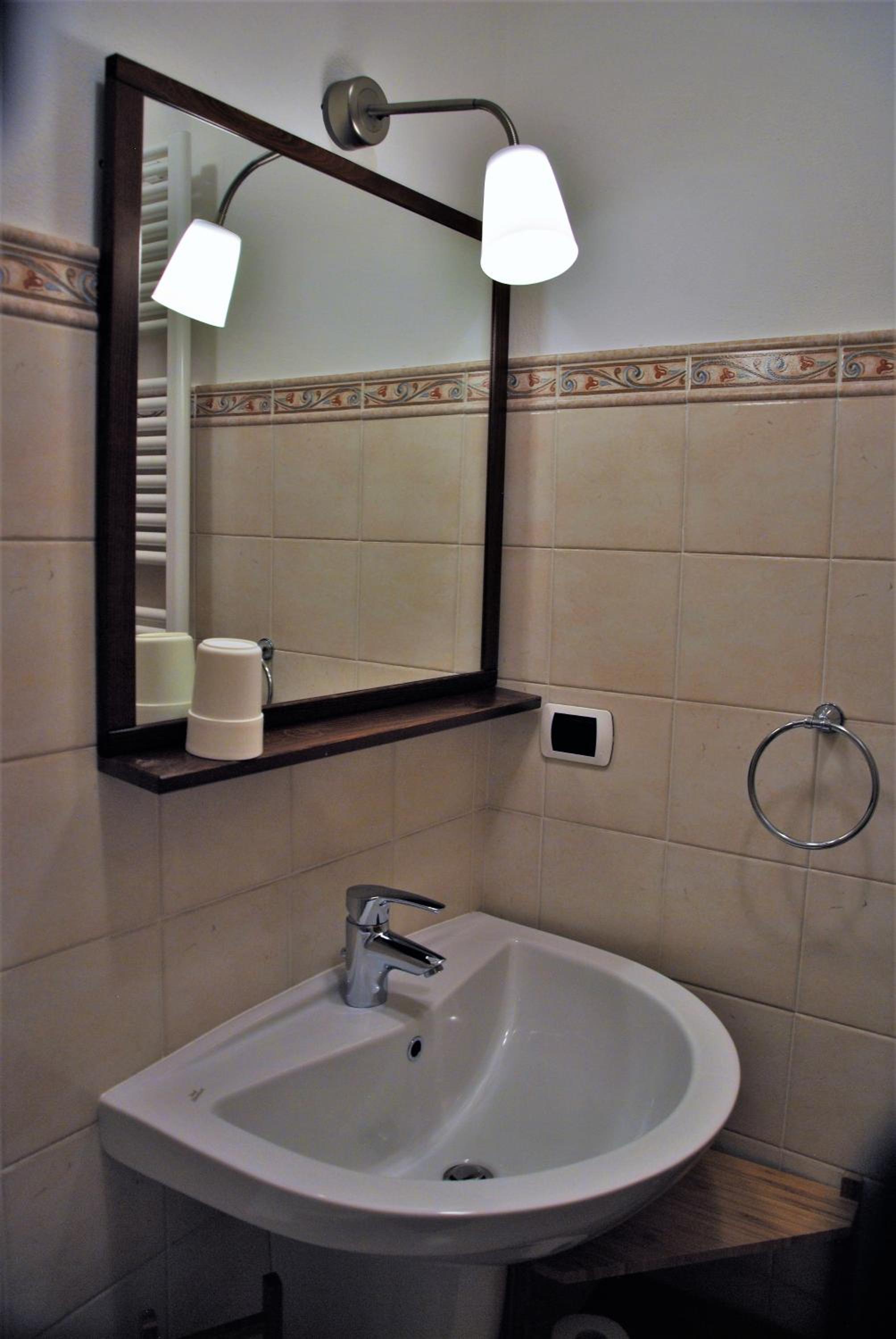 Photo 34