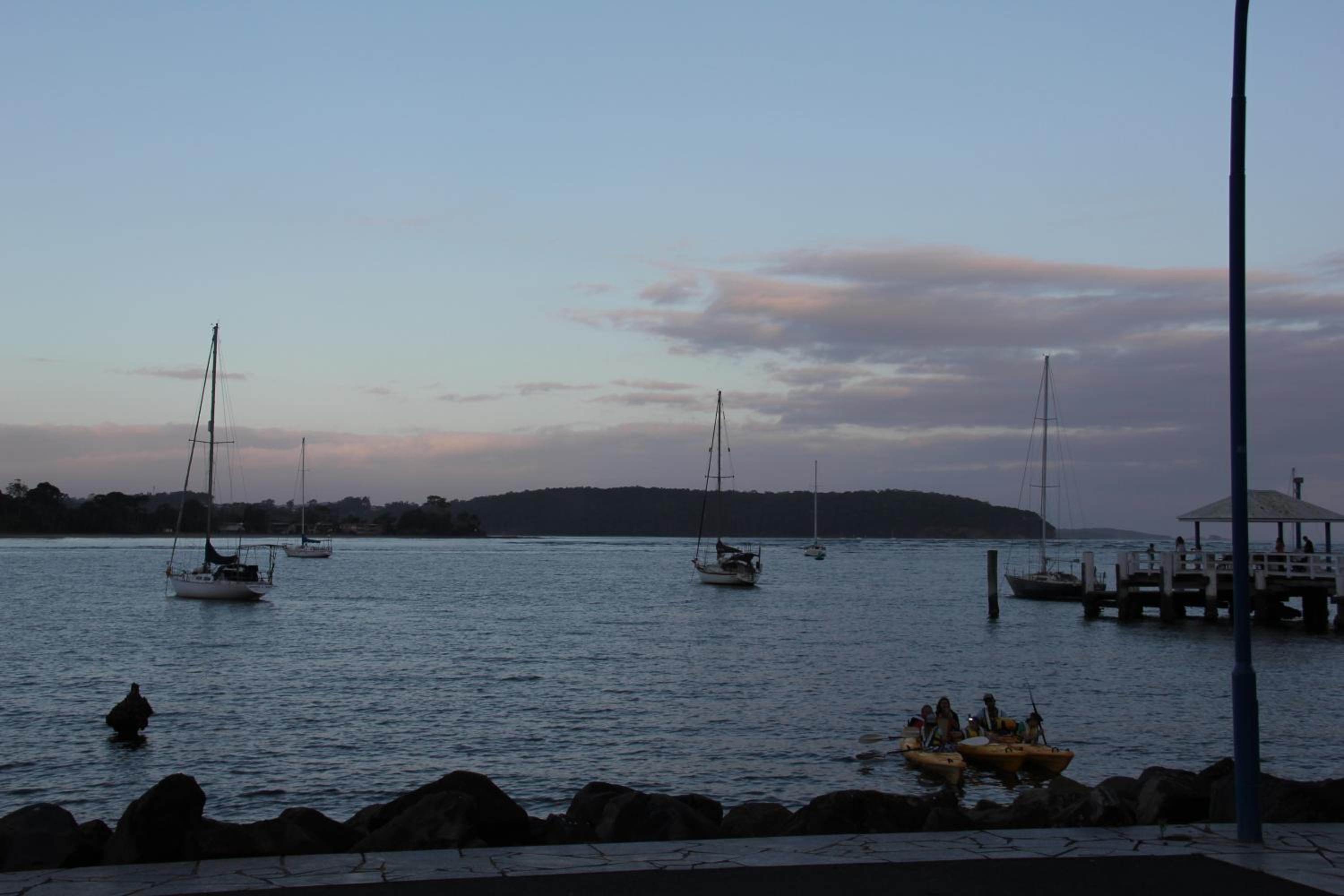 Zorba Waterfront Motel