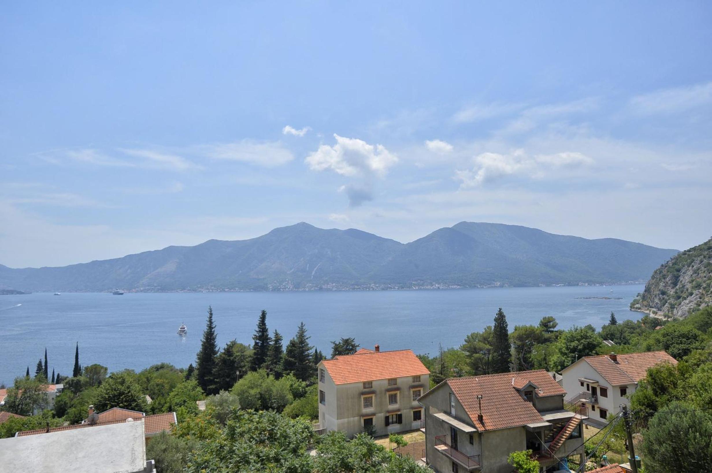 J & P Apartments Orahovac