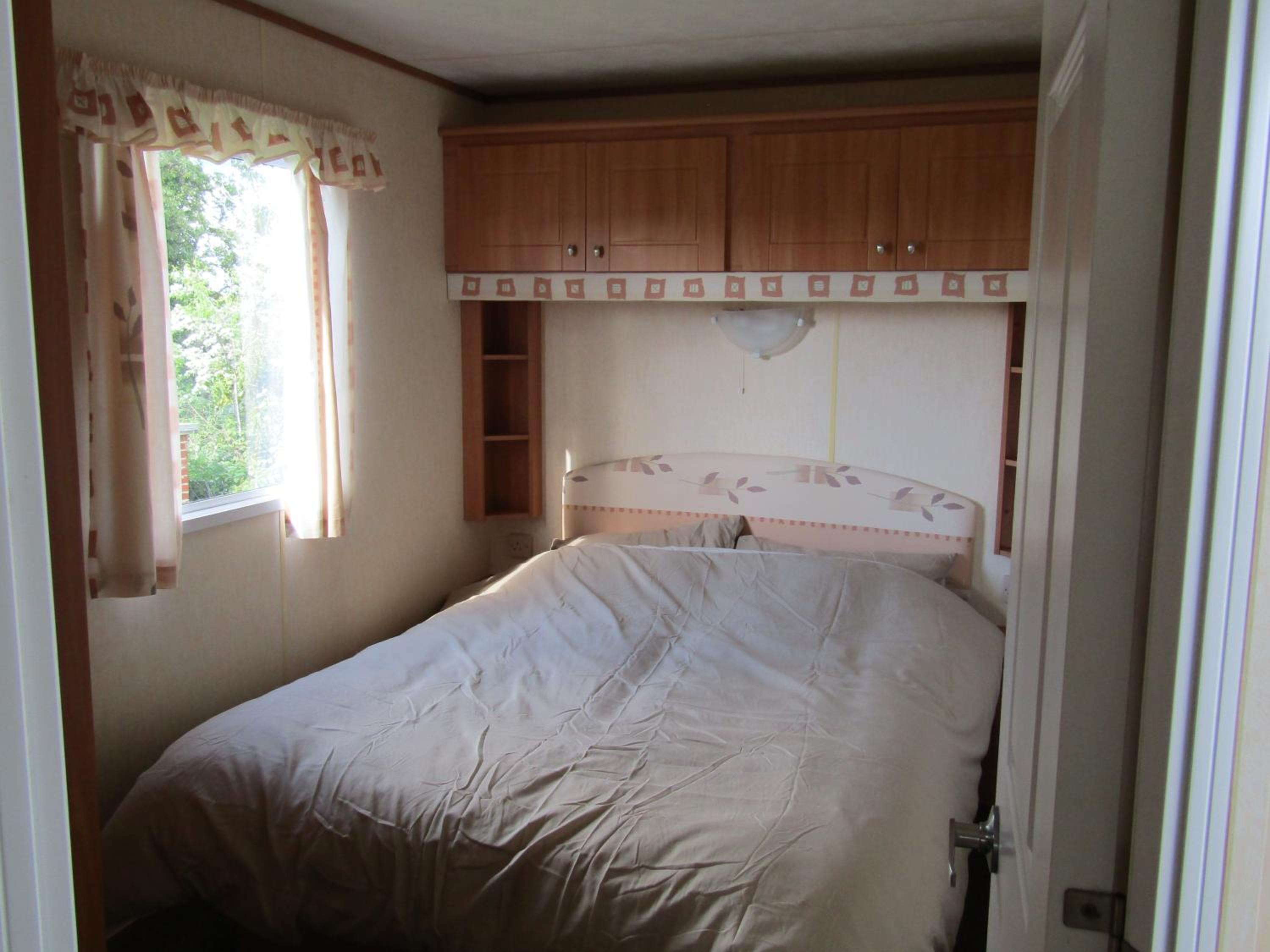 Fenlake holiday accommodation view 4