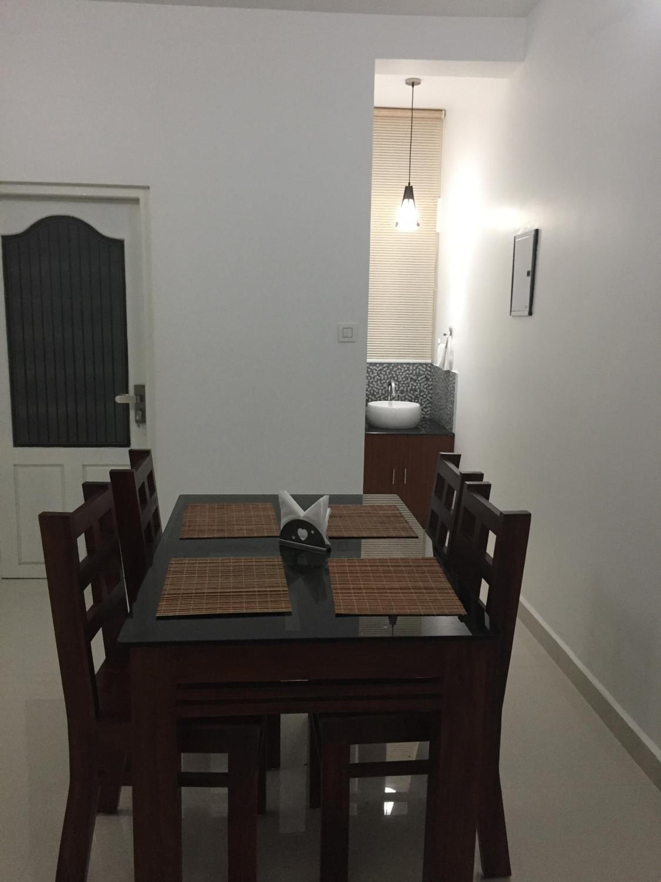 Rajivs Residence - Fully Furnished Apartments