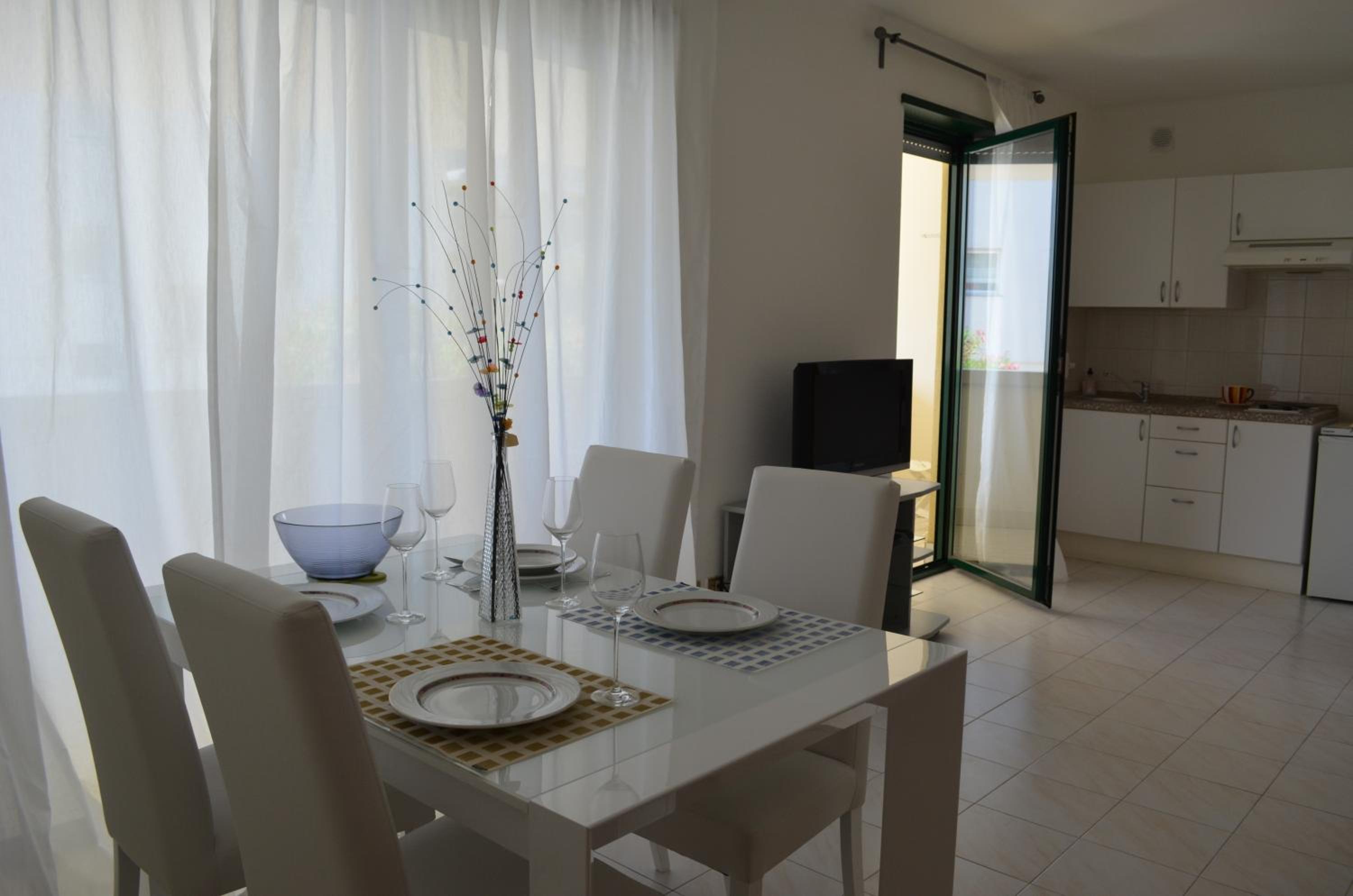 BRIONE47 view 3