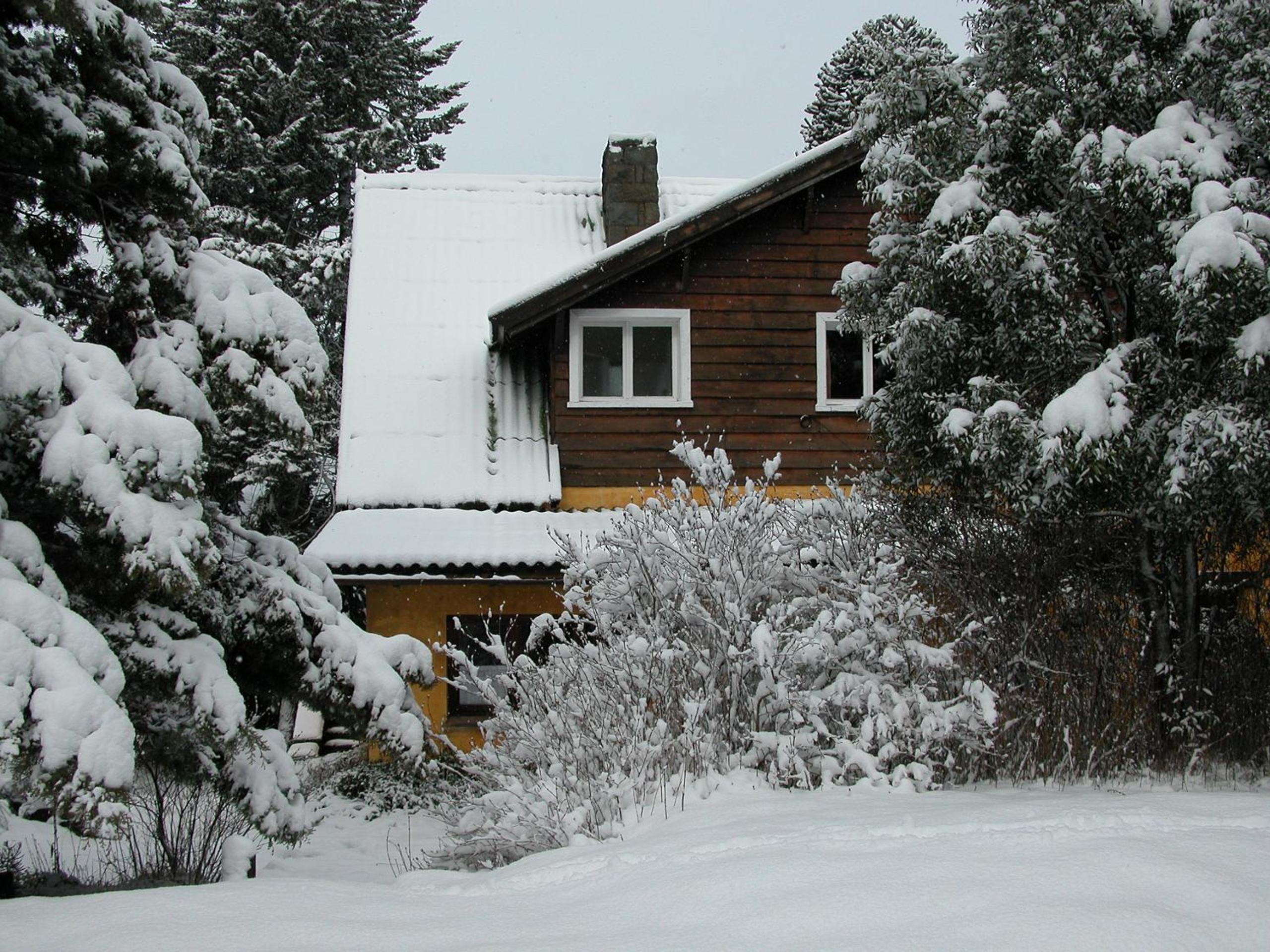 Los Juncos Patagonian Lake House