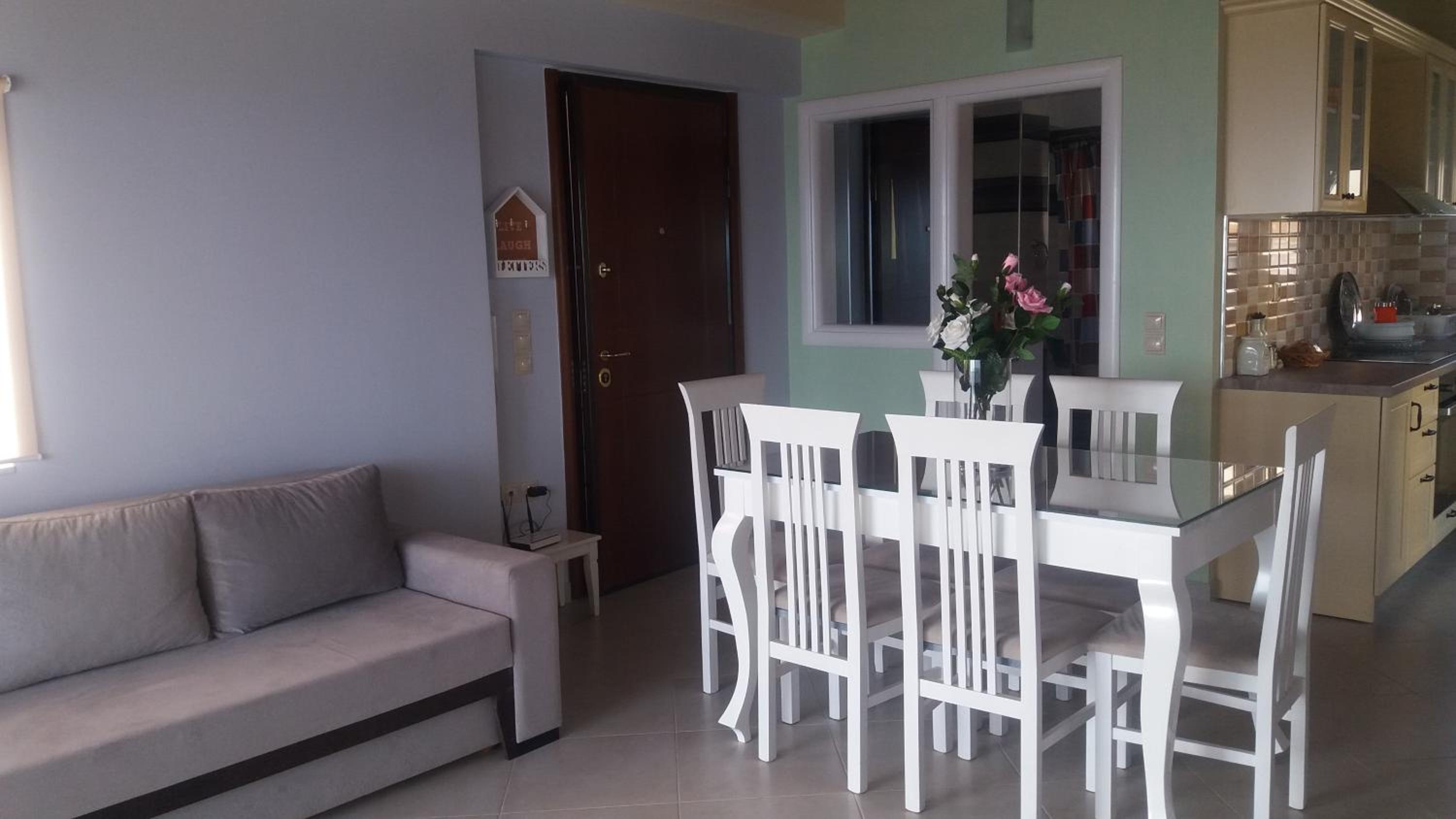 Anna Apartments