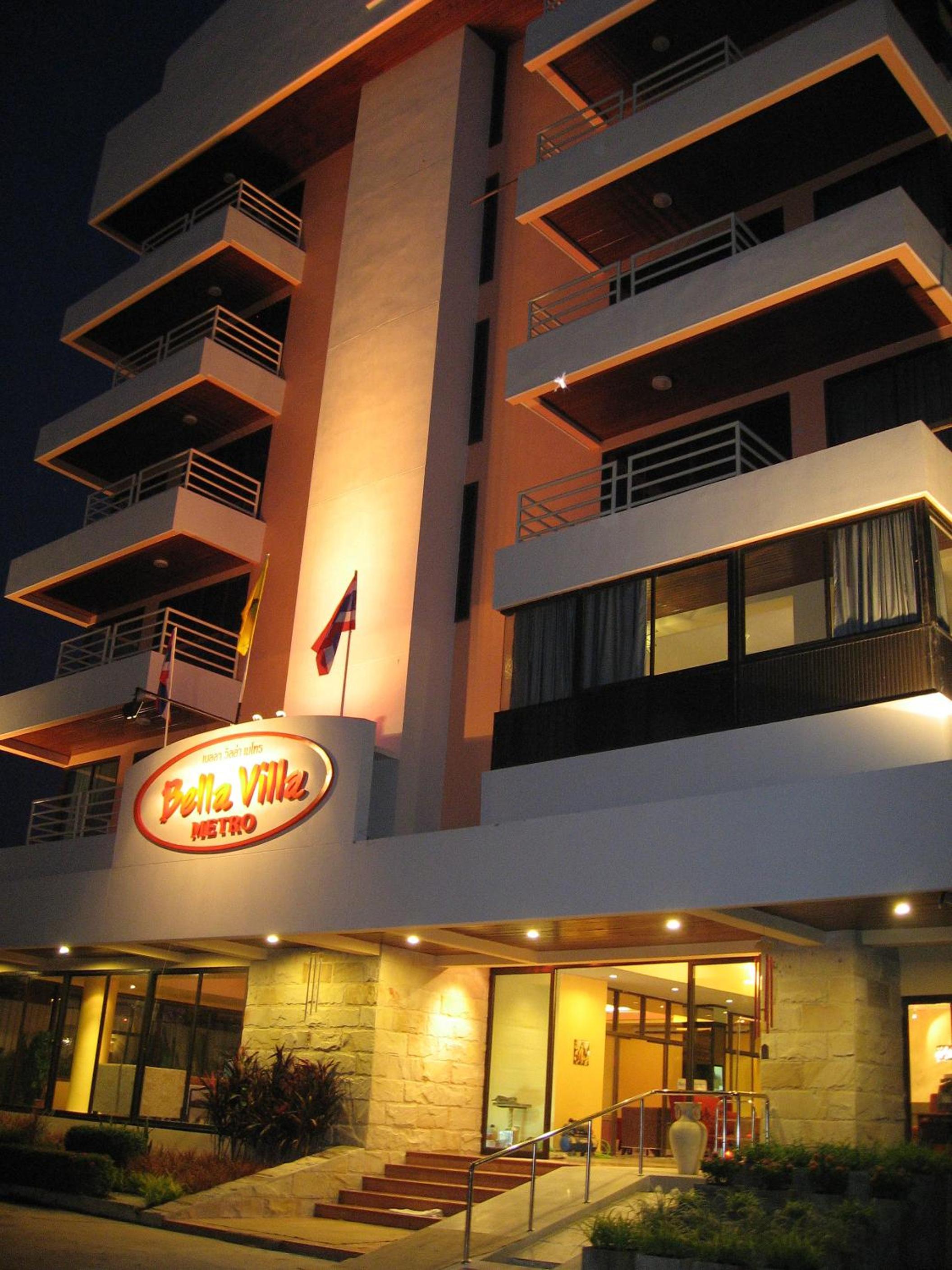 Hotel Bella Villa Metro - Image 1