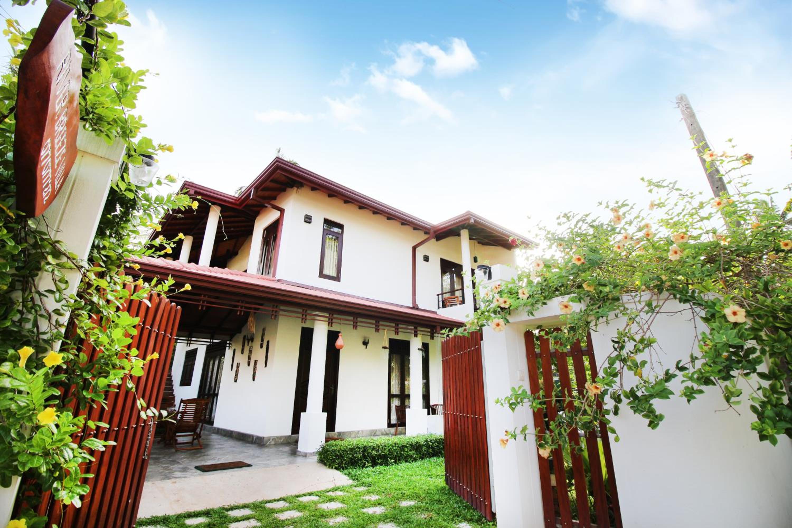 River Breeze Villa Bentota