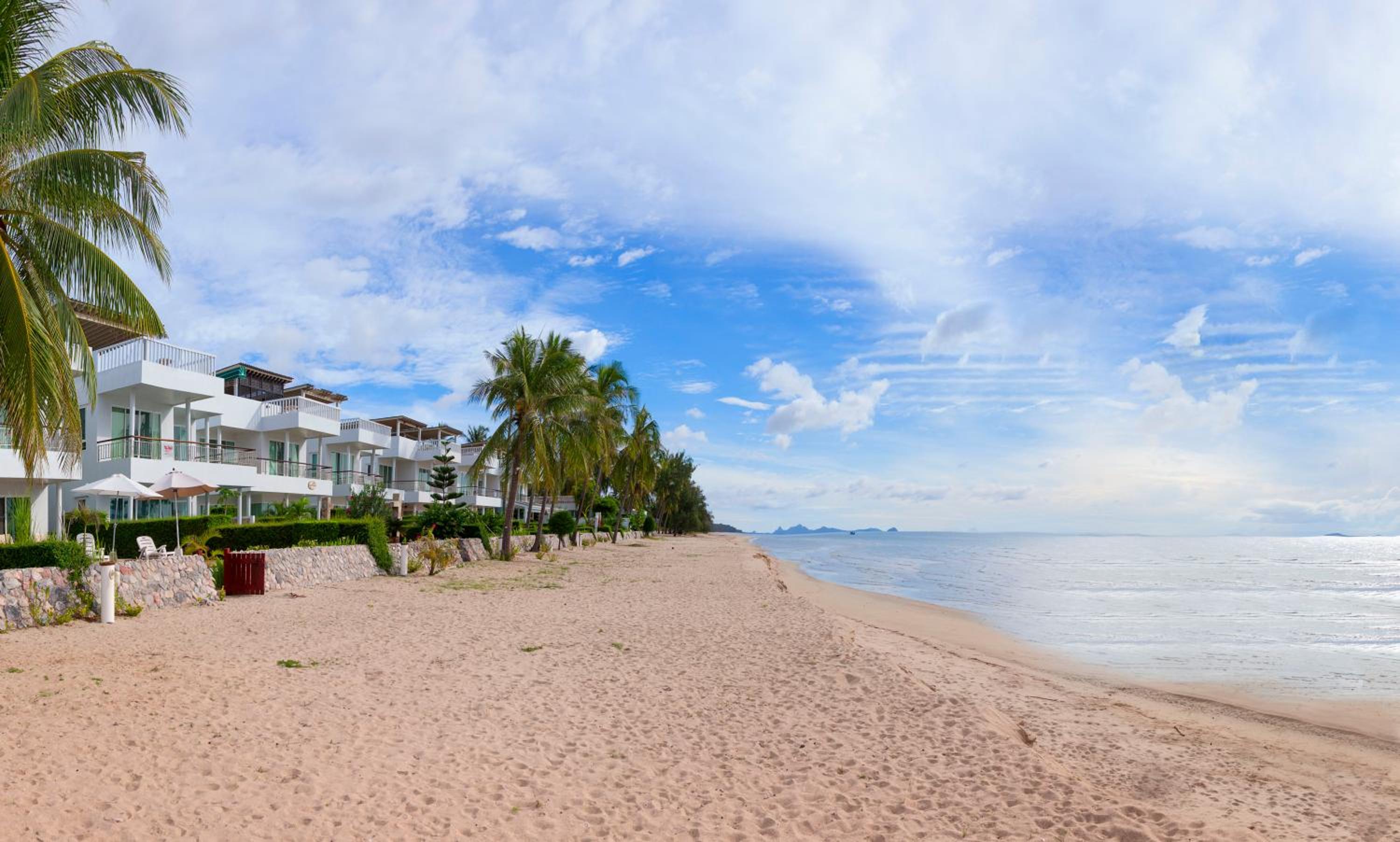 Absolute Beachfront villa view 4