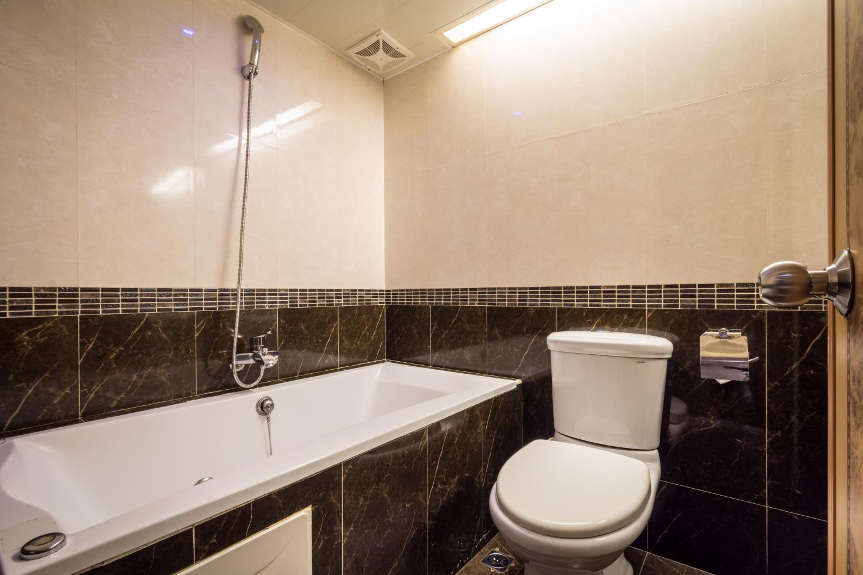 Golden Home Hotel