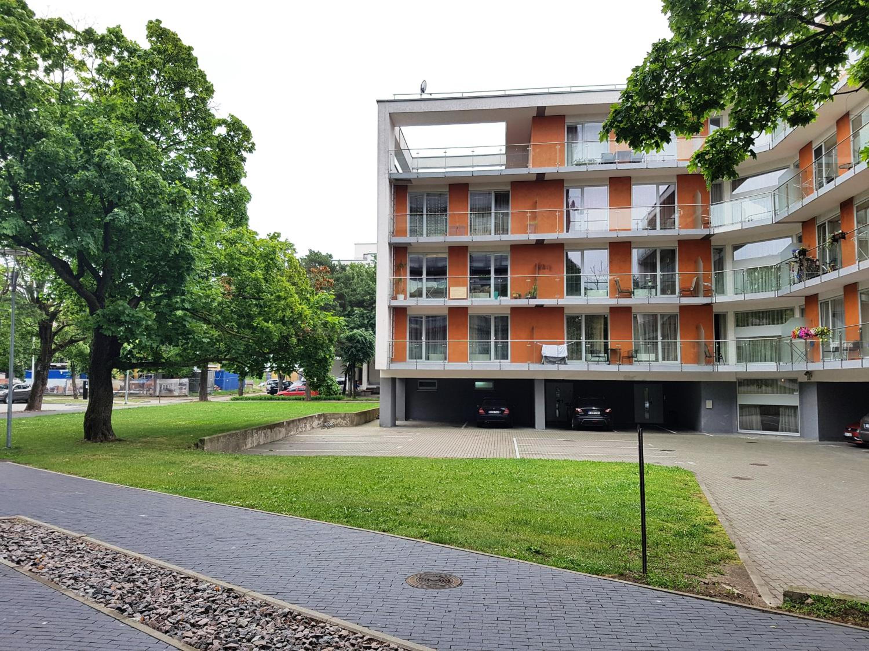 Amber apartment