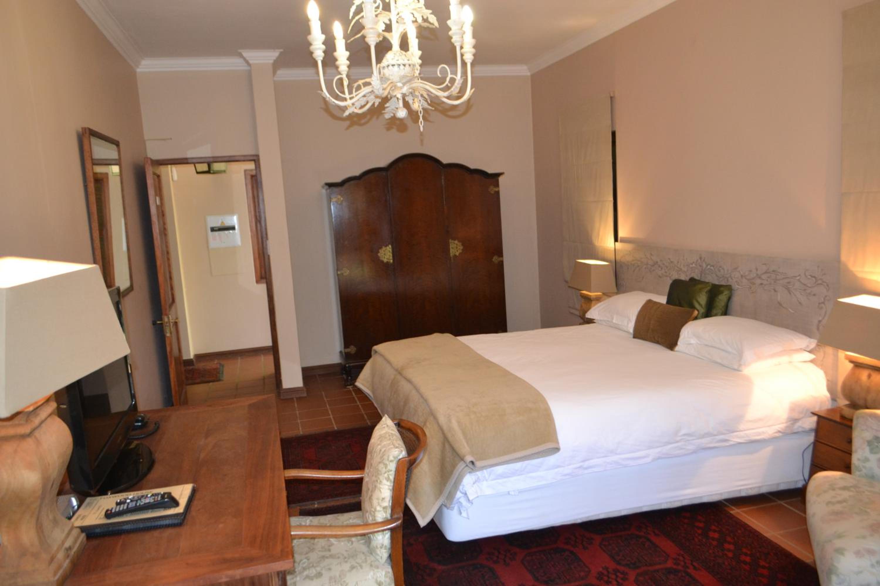 Foxwood House Boutique Hotel
