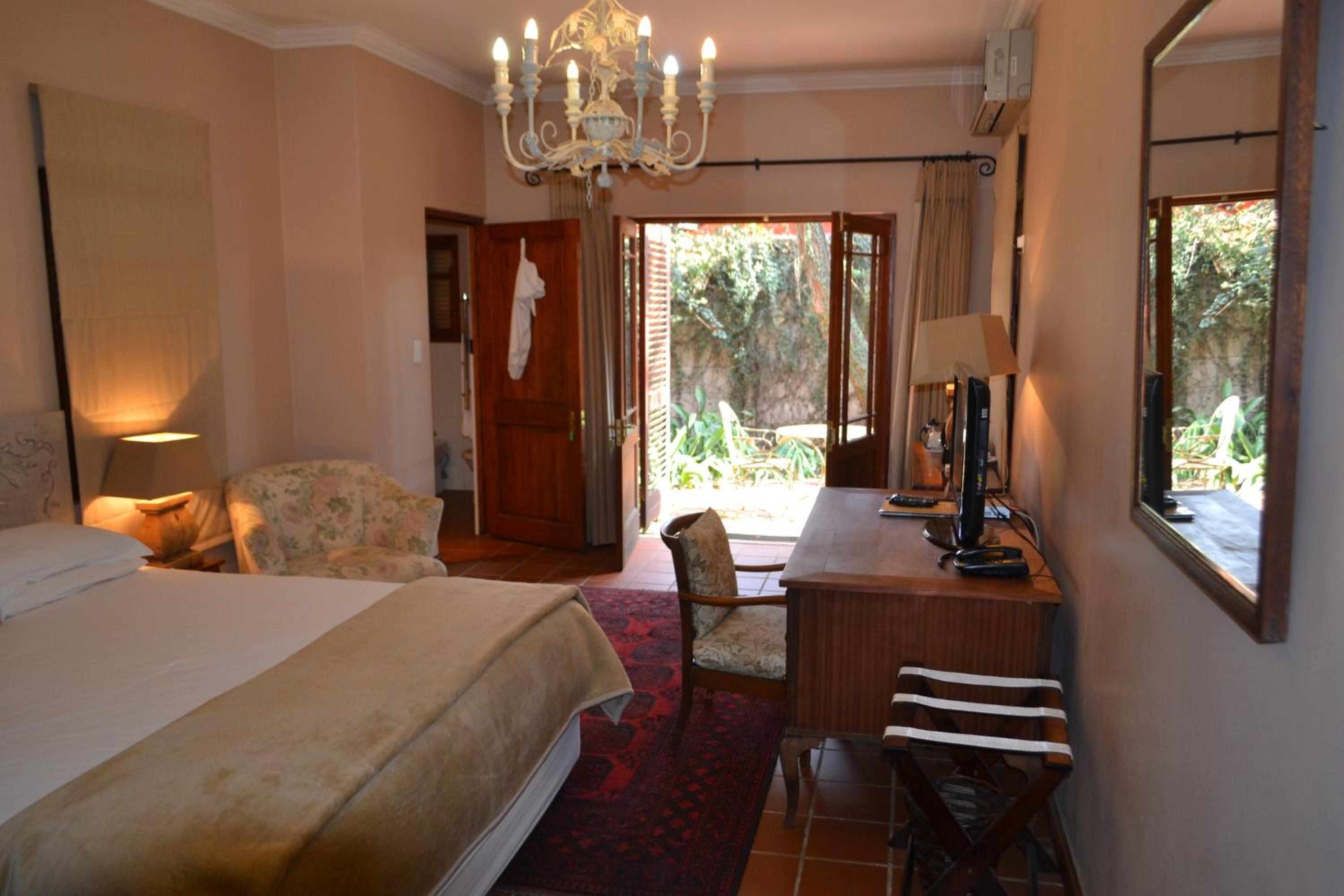 Foxwood House Boutique Hotel