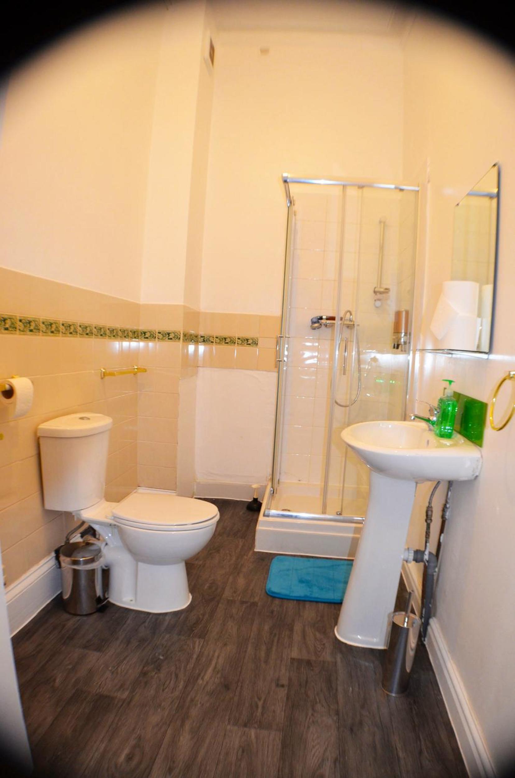 Queens Guesthouse Manchester