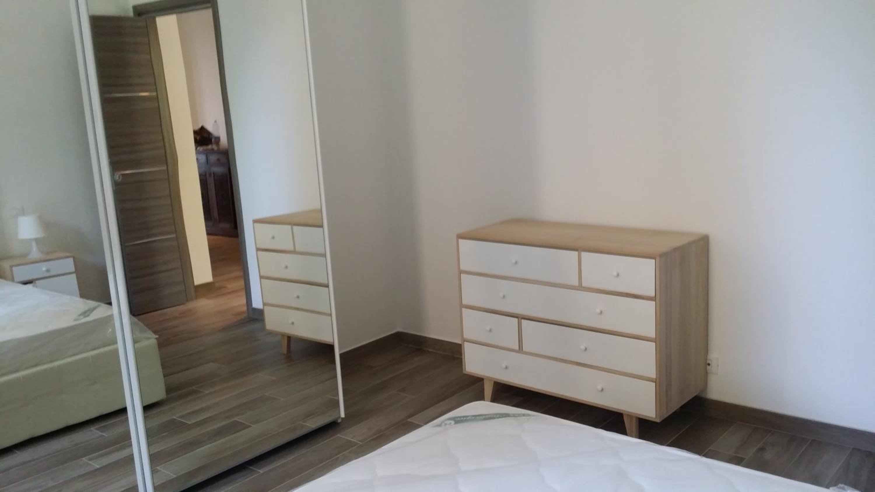 memeapartments