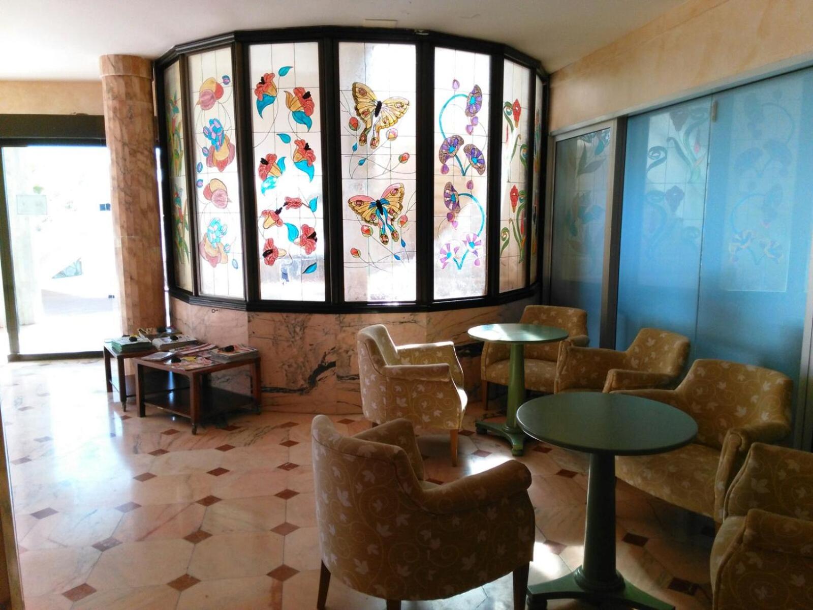lounge