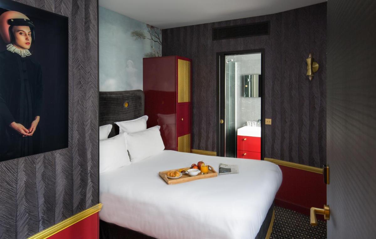 Snob Hotel 5
