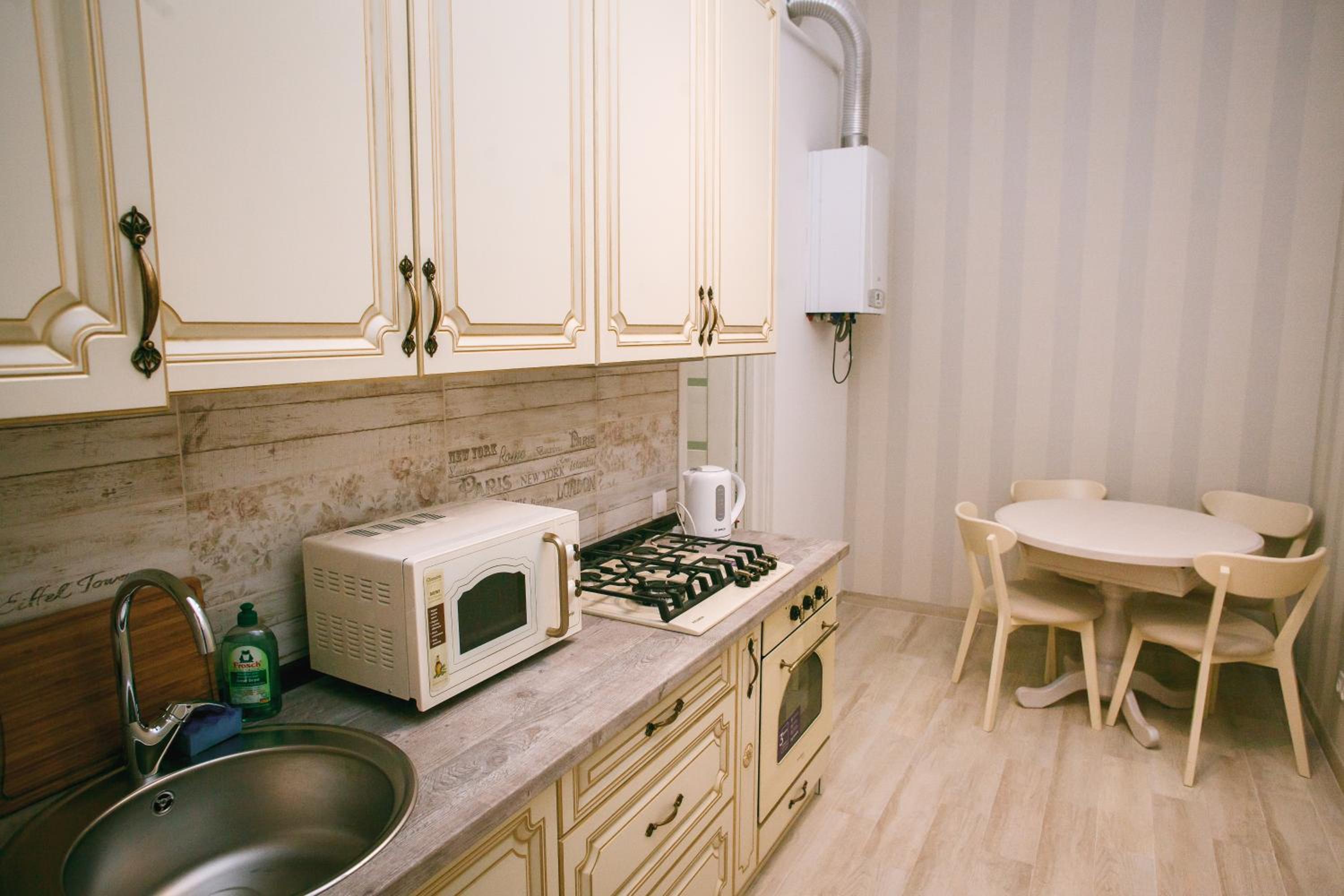 Apartment on Stefanyka 11 view 5