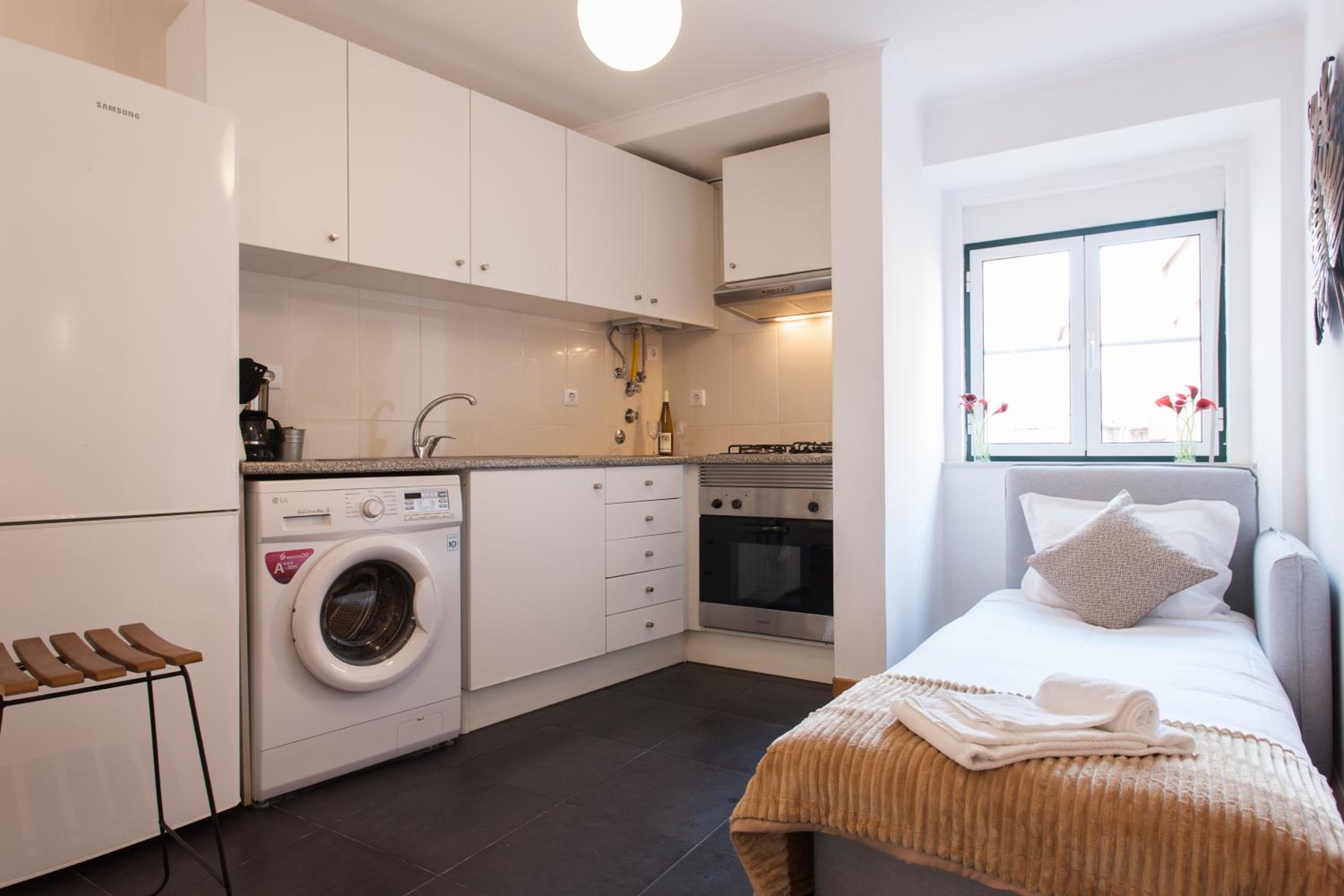Martim Moniz Studio Apartments - by LU Holidays