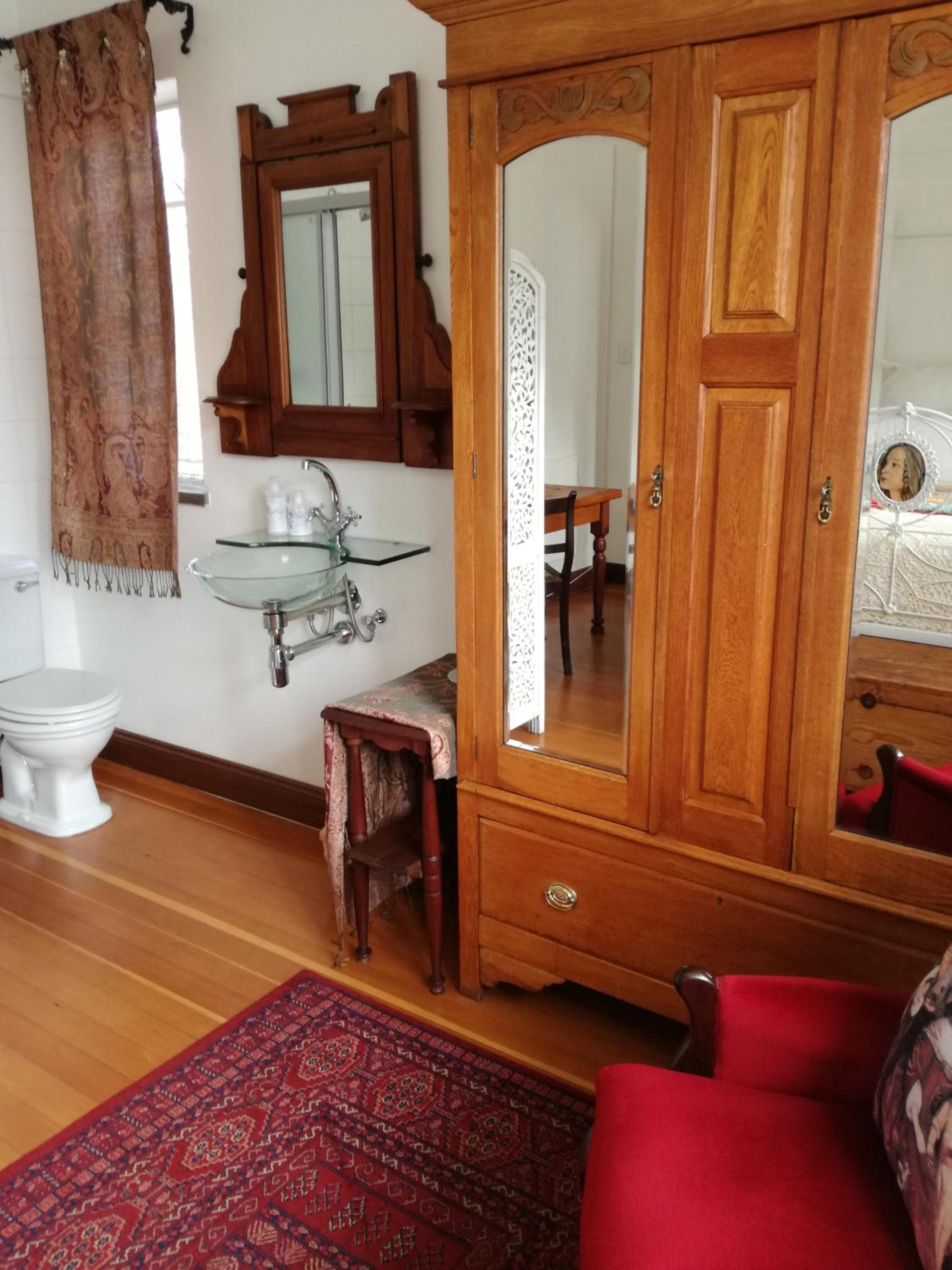 29onTait Guest House view 5