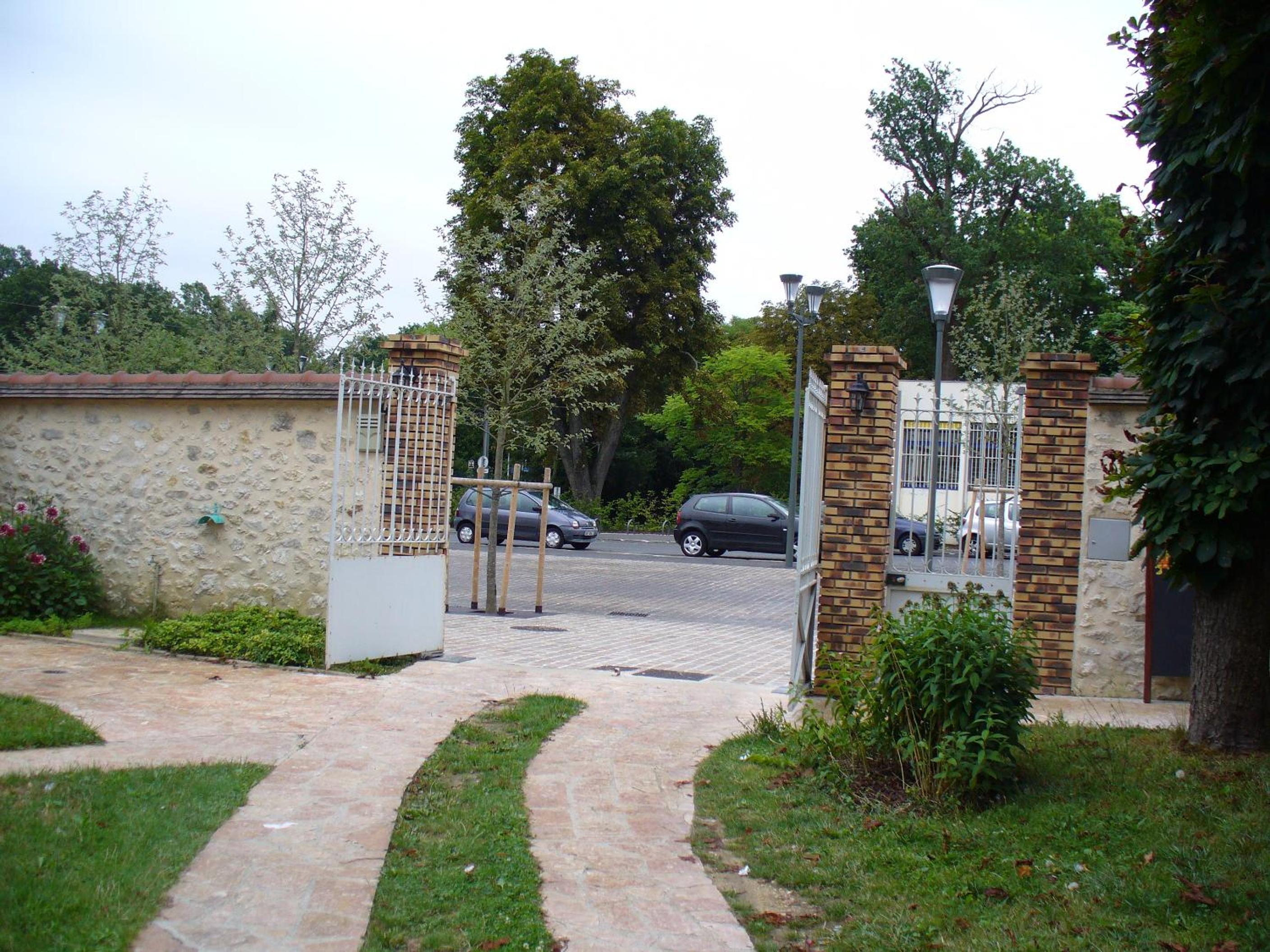 Photo 9