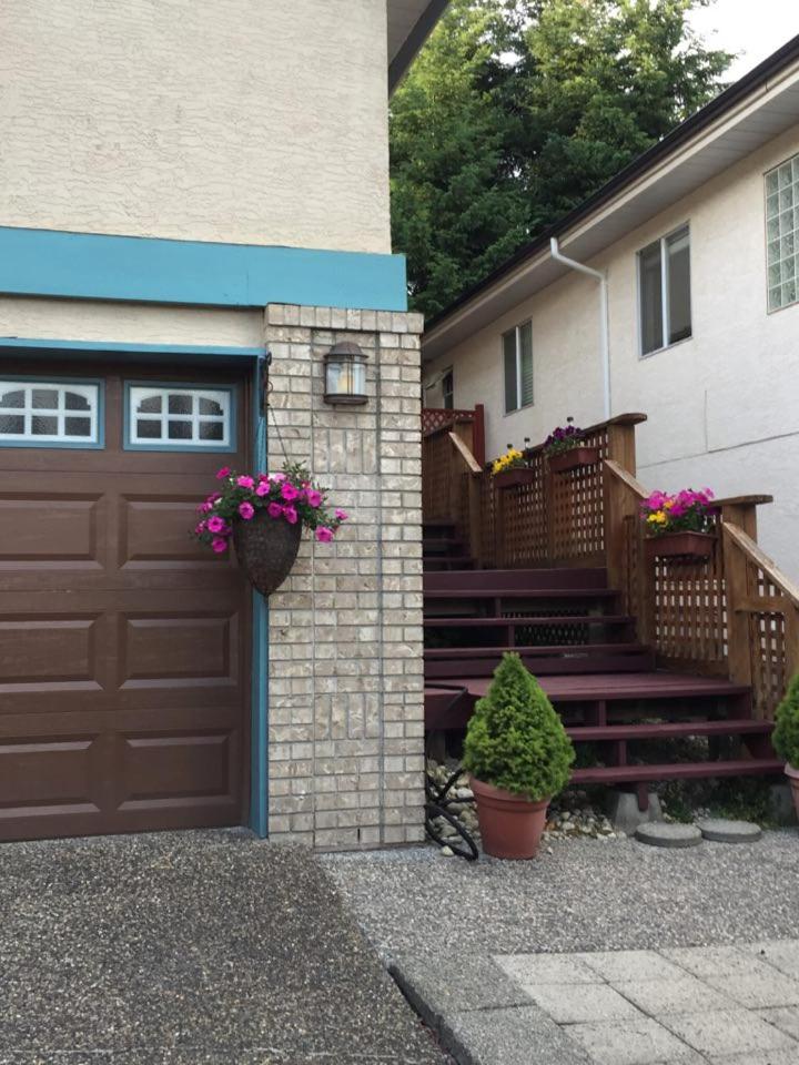 Mundy Park Suites