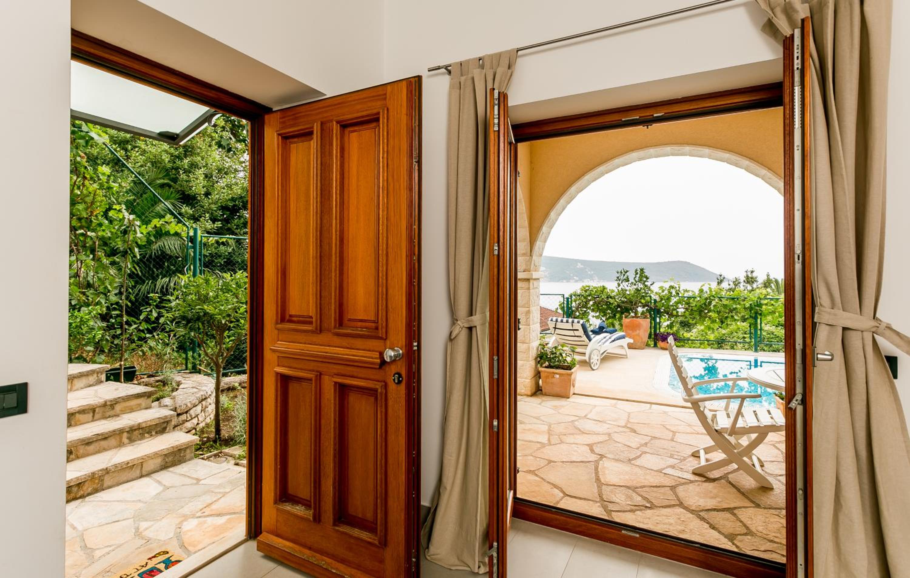 Boka Apartment 3 view 5