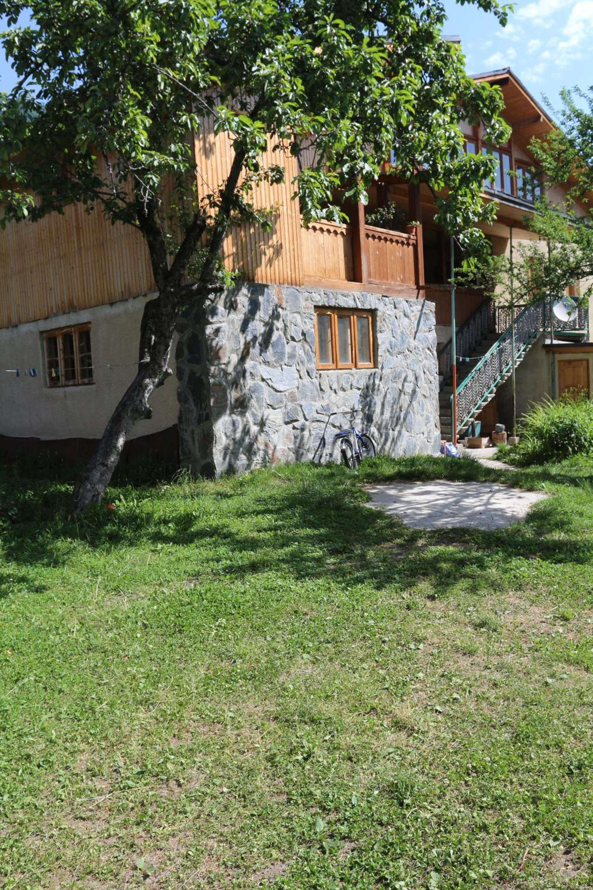 Photo 11
