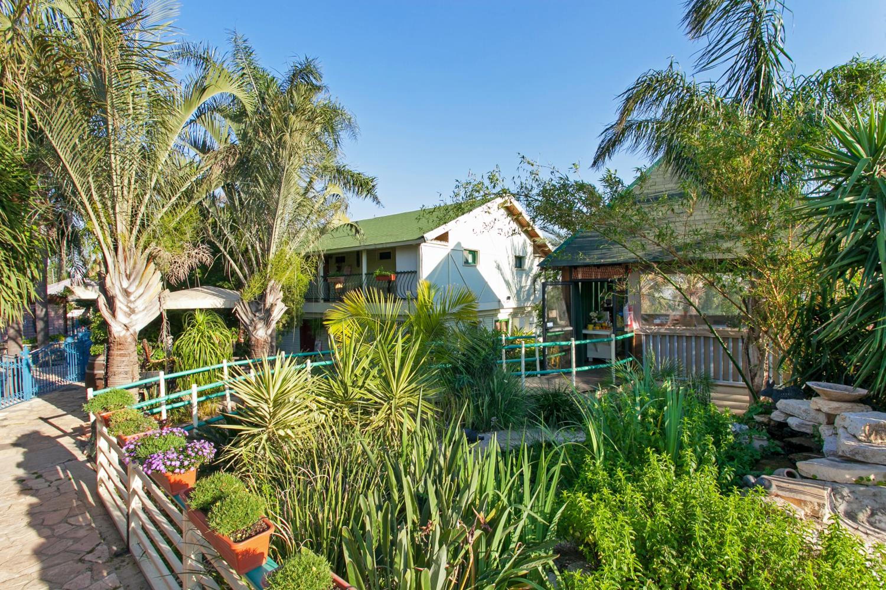Out of Africa Resort