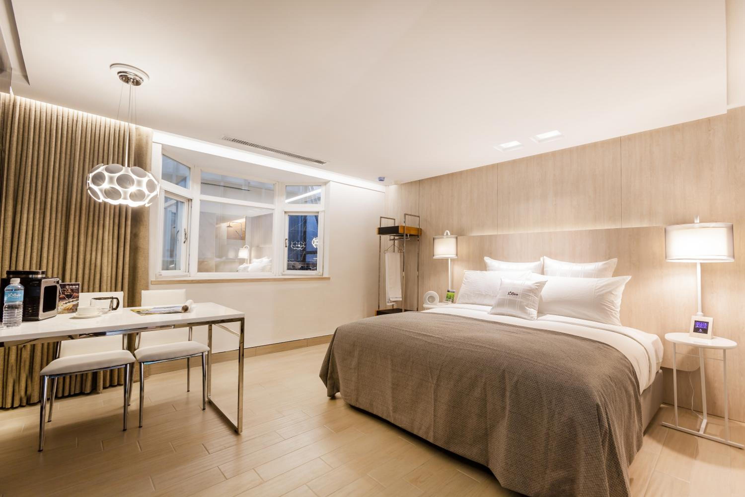 Six Star Motel-Taoyuan